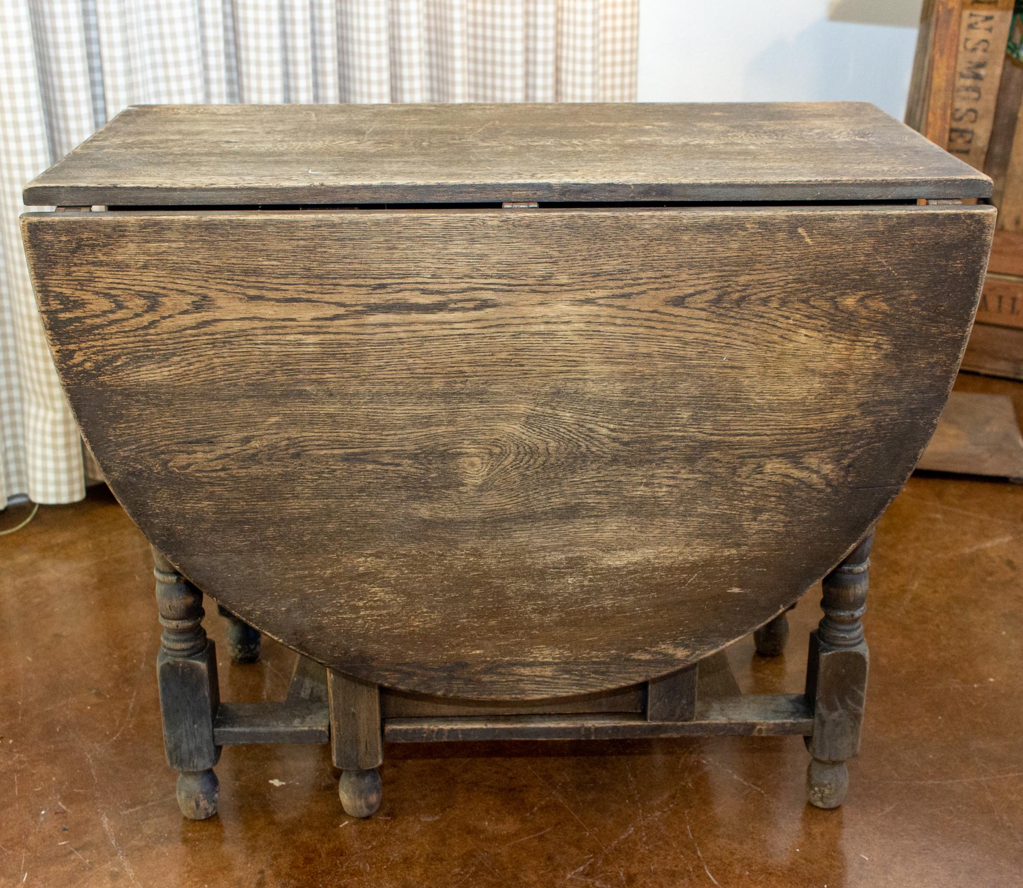 Francese Antique French Gate Leg Table e Console con dettagli di gambe tornite
