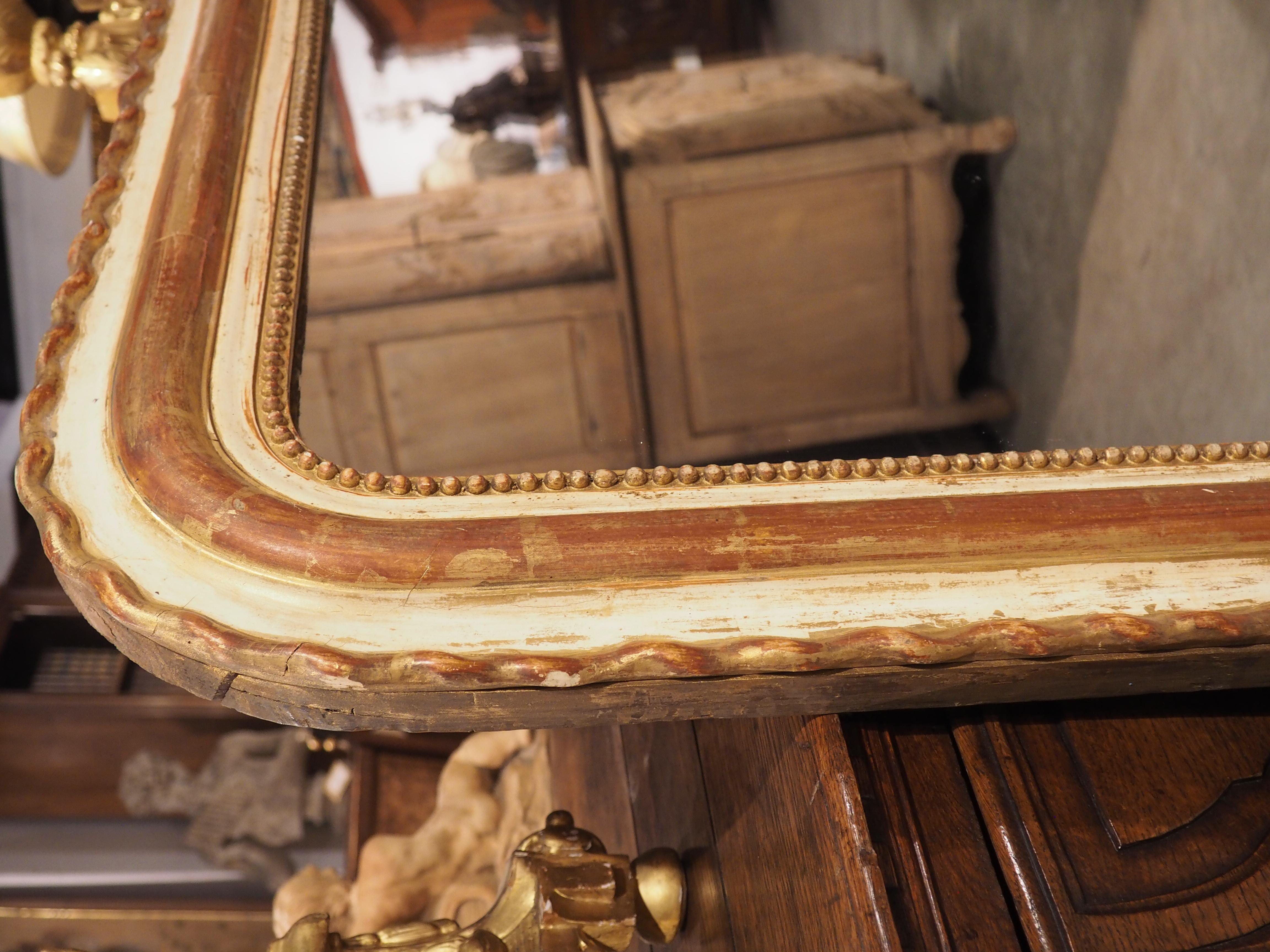 Antique French Painted and Gilt Louis Philippe Style Mirror with Scalloped Edges For Sale 4