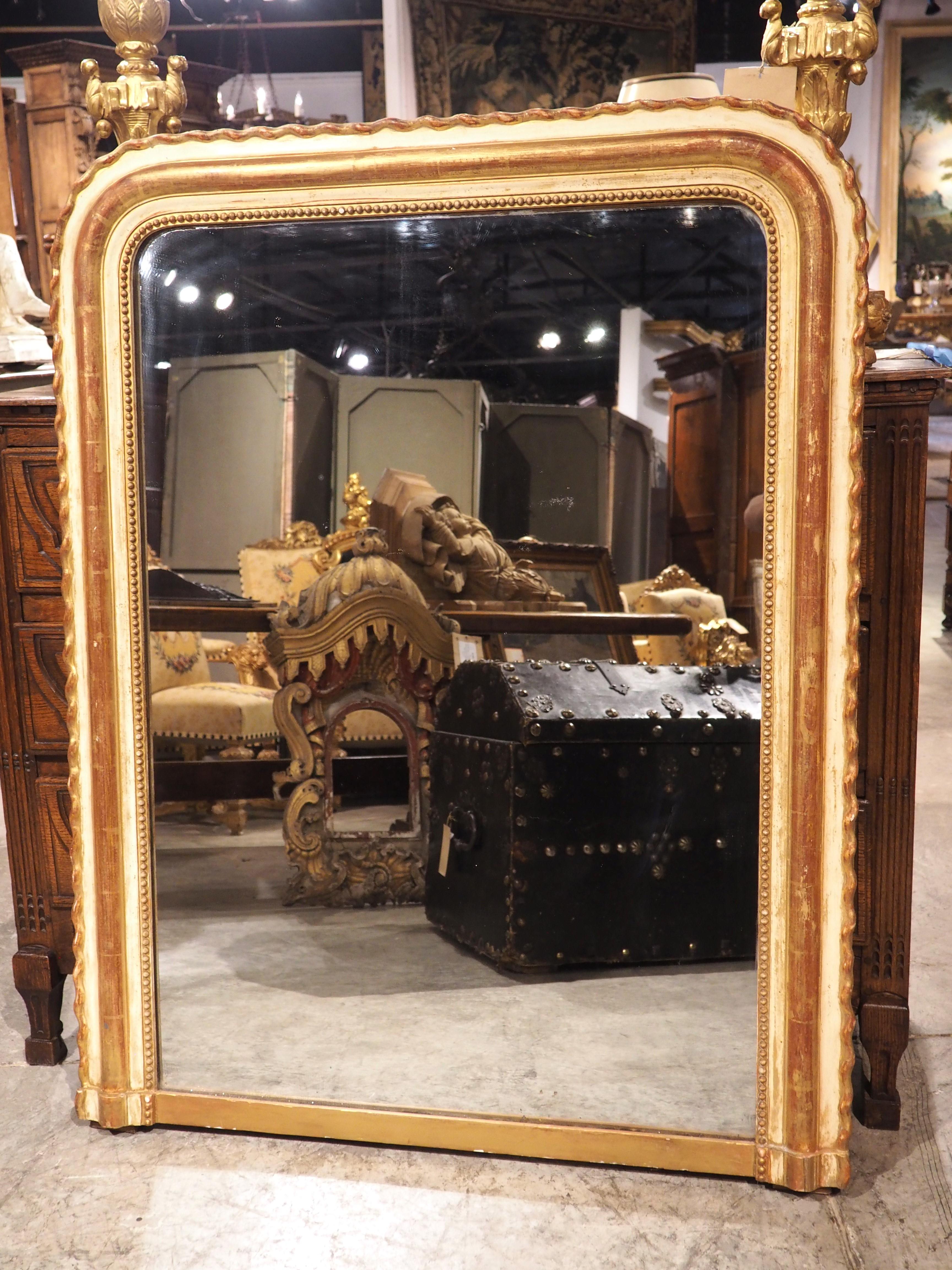Antique French Painted and Gilt Louis Philippe Style Mirror with Scalloped Edges For Sale 10