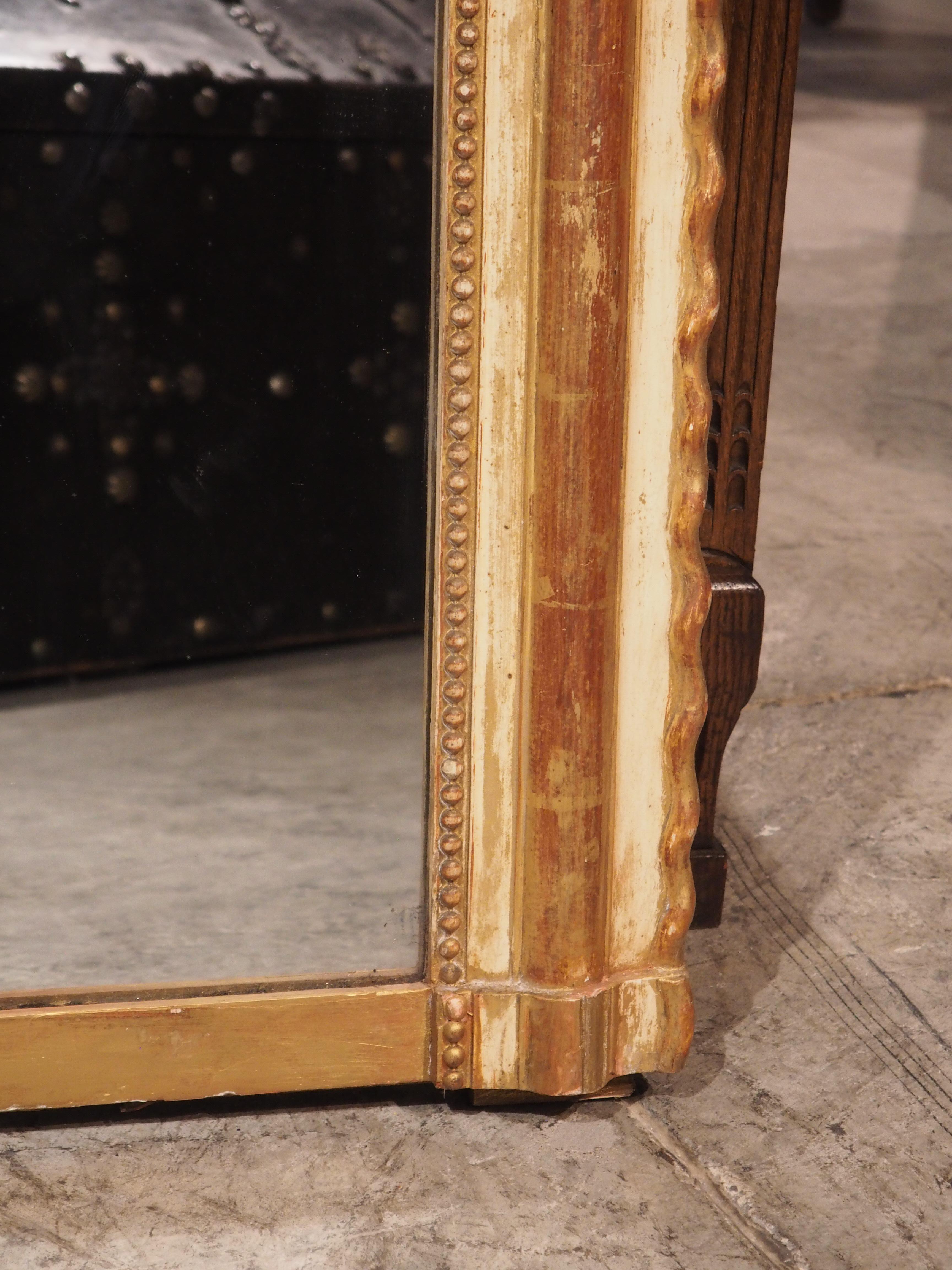 Antique French Painted and Gilt Louis Philippe Style Mirror with Scalloped Edges For Sale 3