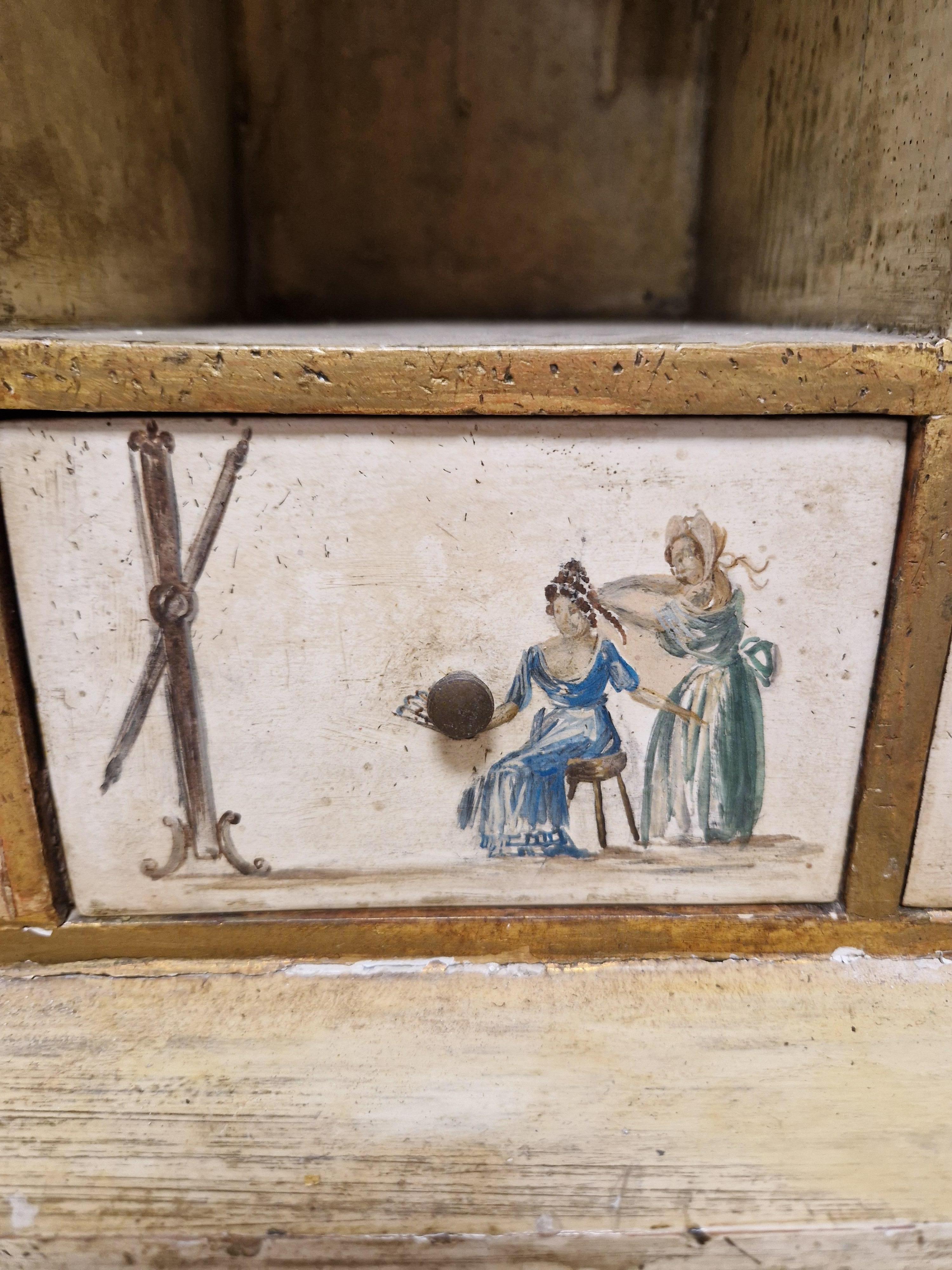 Armario Secretaire Antique French Pintado a Mano en Bueno Estado en Buxton, GB