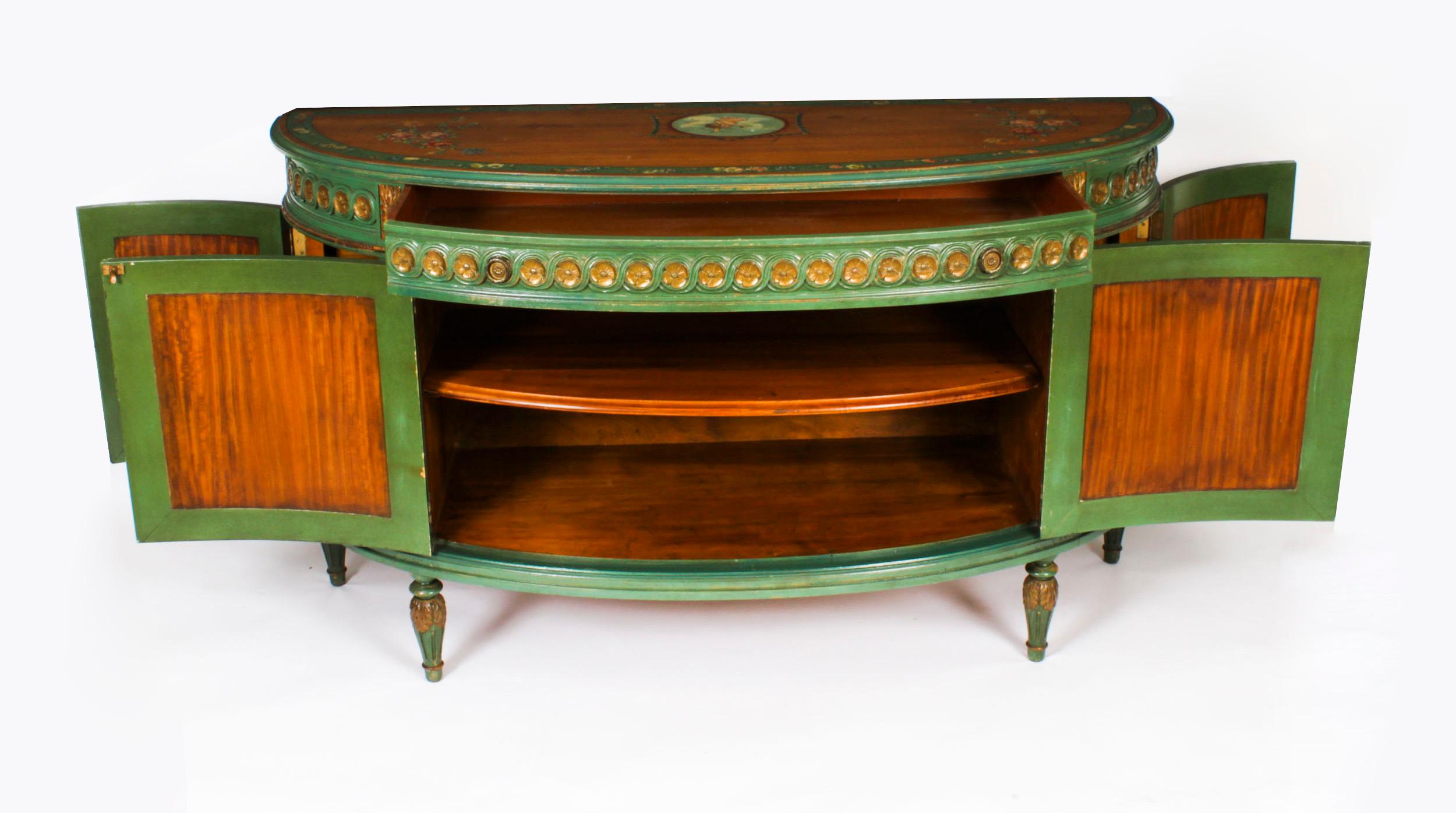Ancienne commode Demi Lune peinte française du 20ème siècle en vente 2