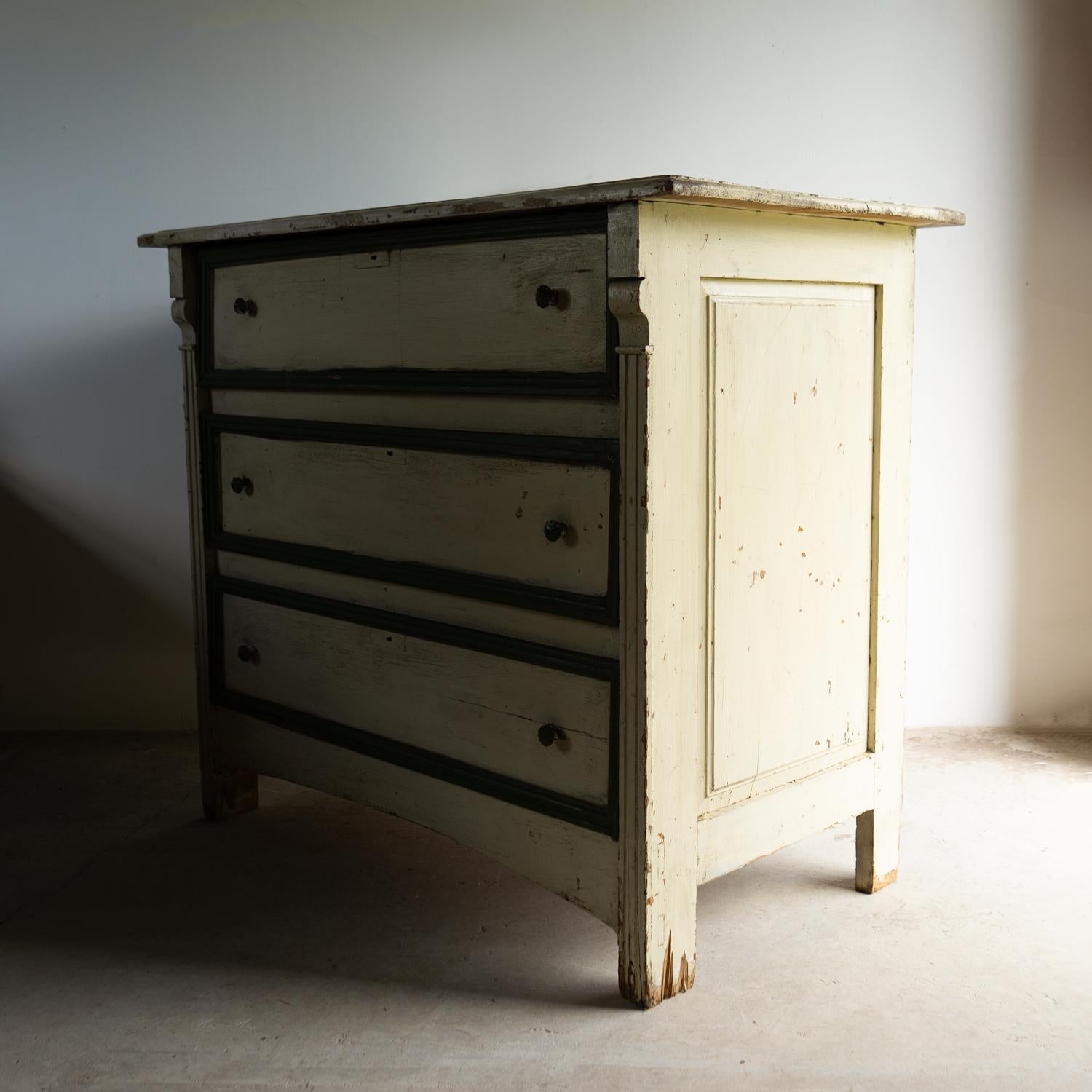 Antique French Painted Pine Commode / Chest Of Drawers, 19th Century For Sale 4