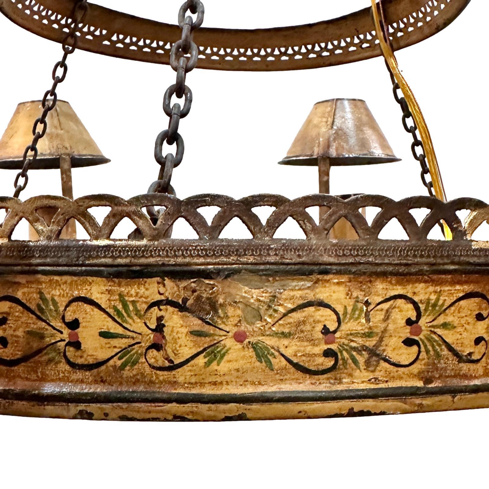 Français Lustre ancien en tôle peinte française en vente