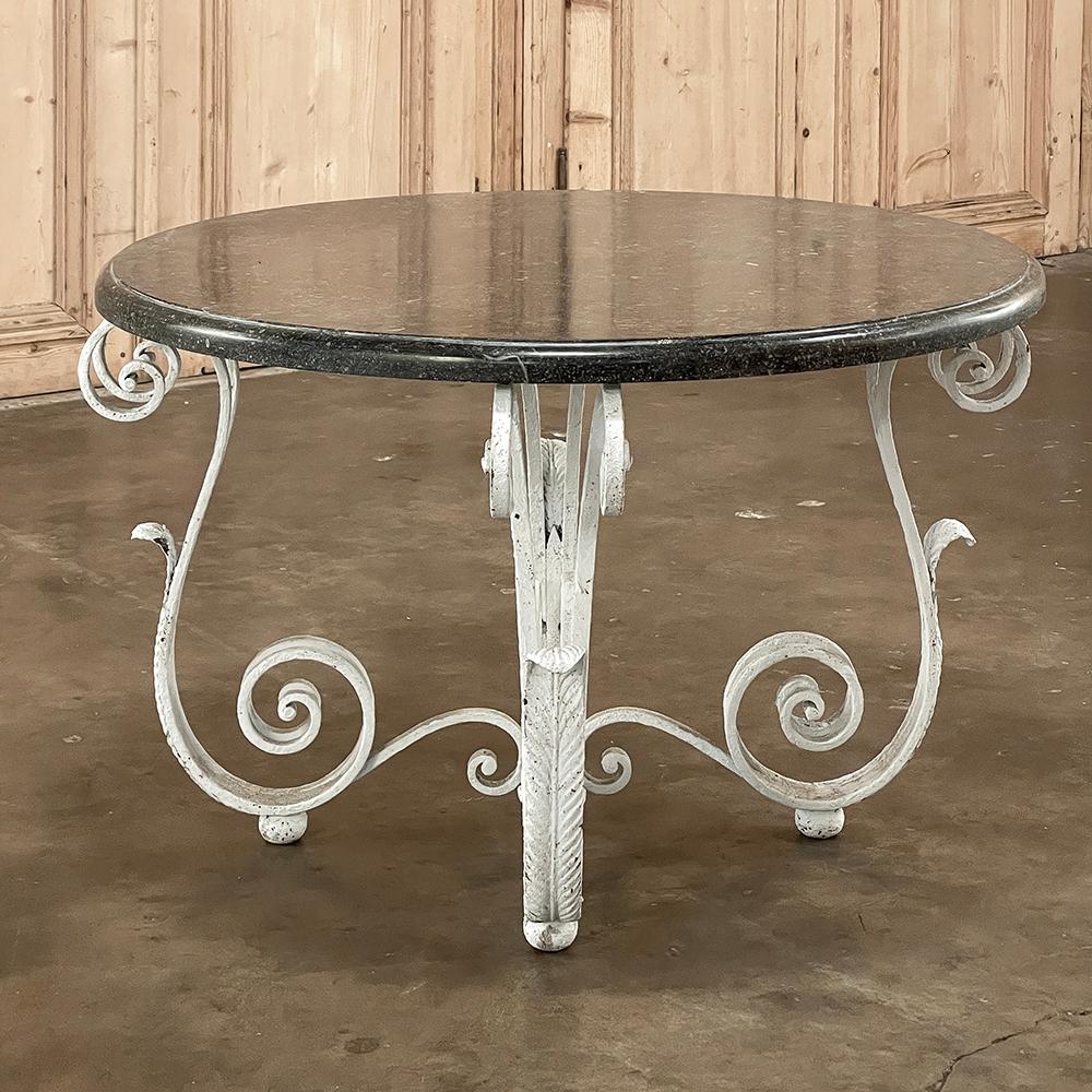 Antique French Painted Wrought Iron Round Coffee Table with Black Marble In Good Condition For Sale In Dallas, TX