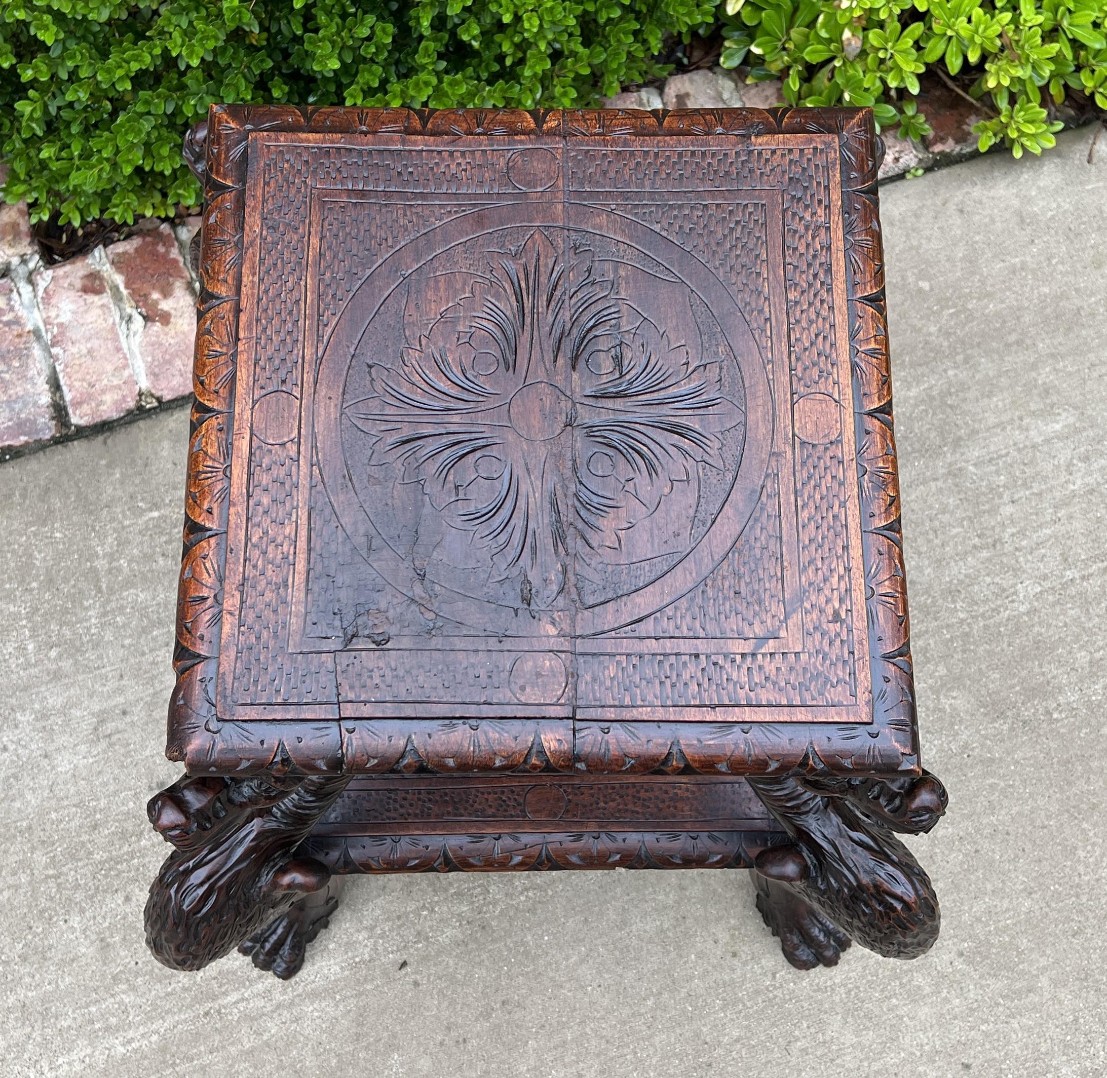 Antique French Pair End Tables Side Tables Nightstands Dragons Oak Gothic 19th C For Sale 7