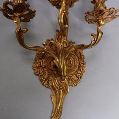 Antique French Pair of Gilt Cast Bronze Foliate Form Wall Sconces, circa 1880