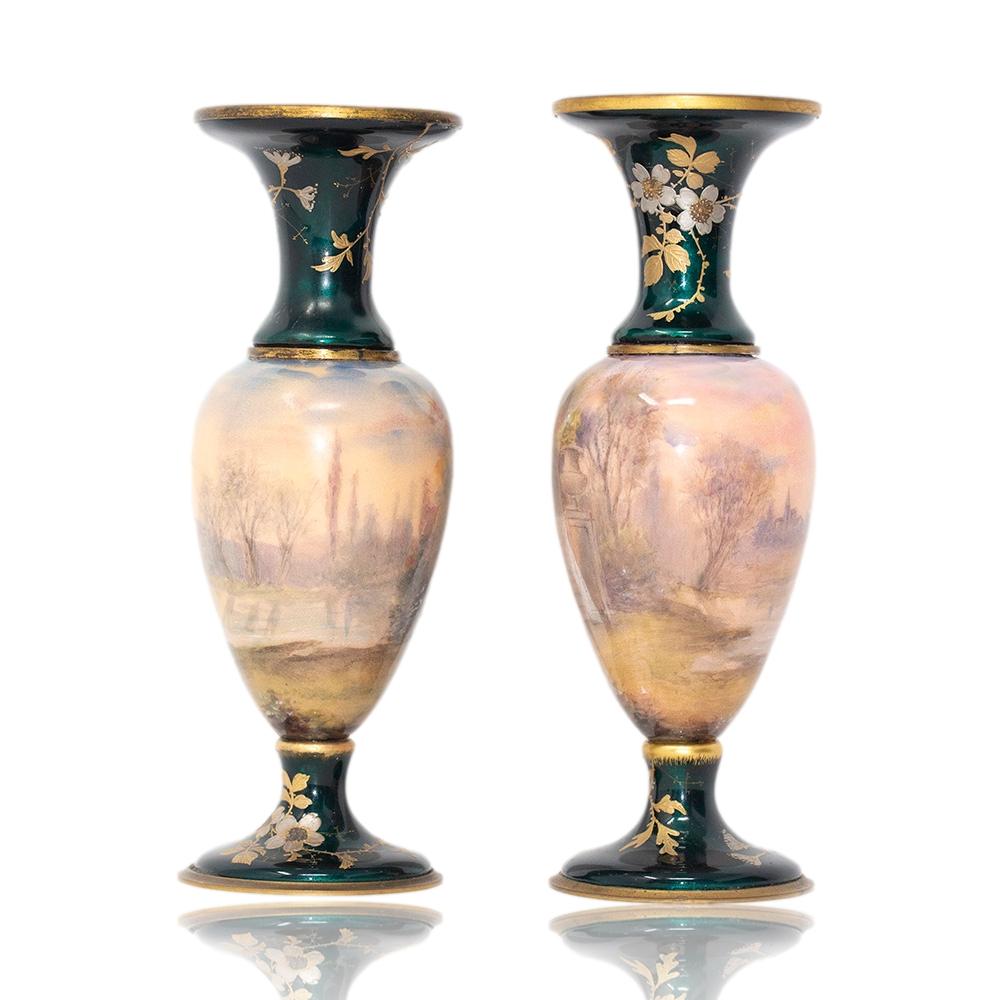 Belle Époque Paire de vases français anciens en émail de Limoges en vente