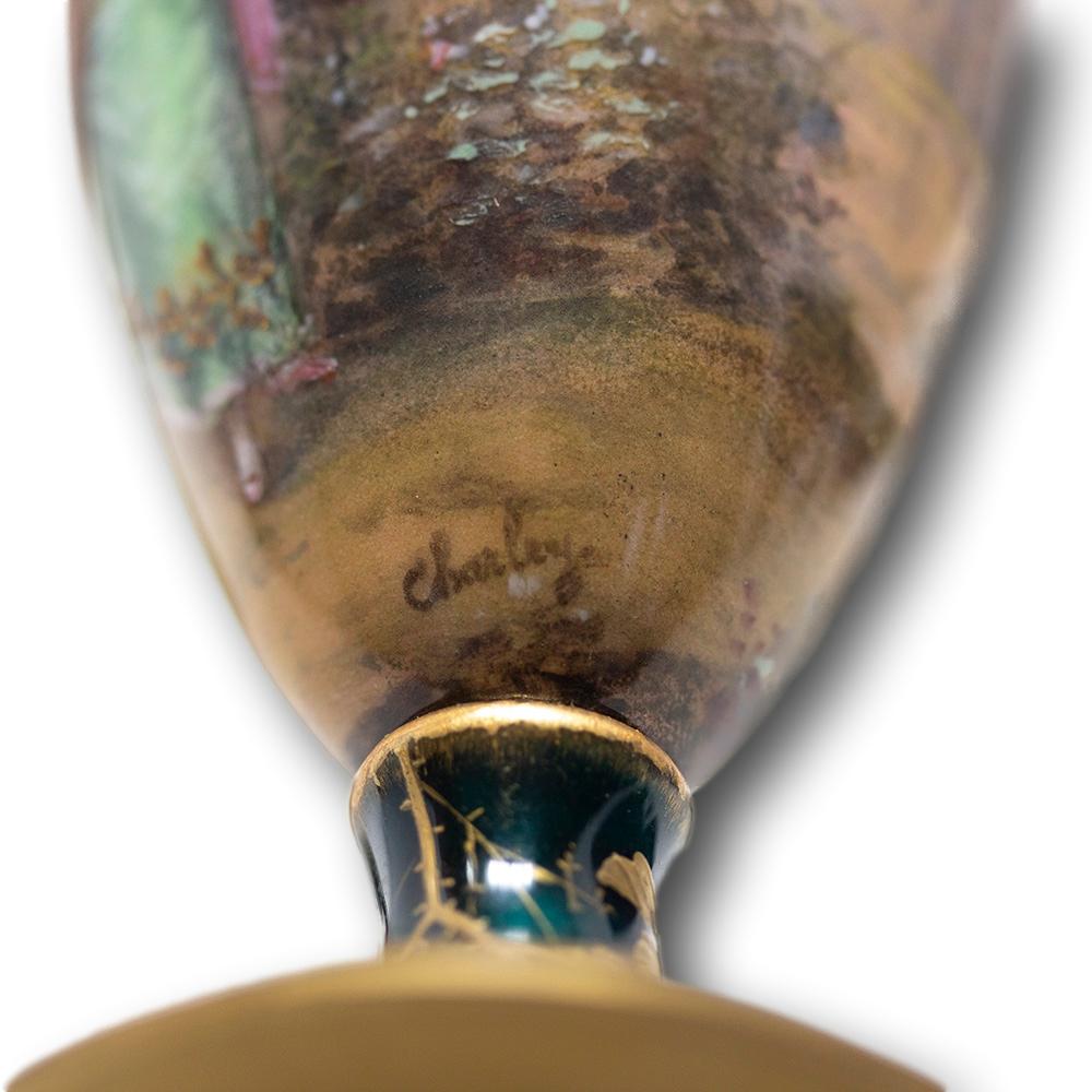 XIXe siècle Paire de vases français anciens en émail de Limoges en vente