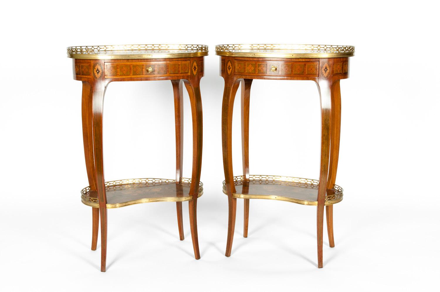 Antique French Pair of Louis XV Style Side Tables In Excellent Condition In Tarry Town, NY