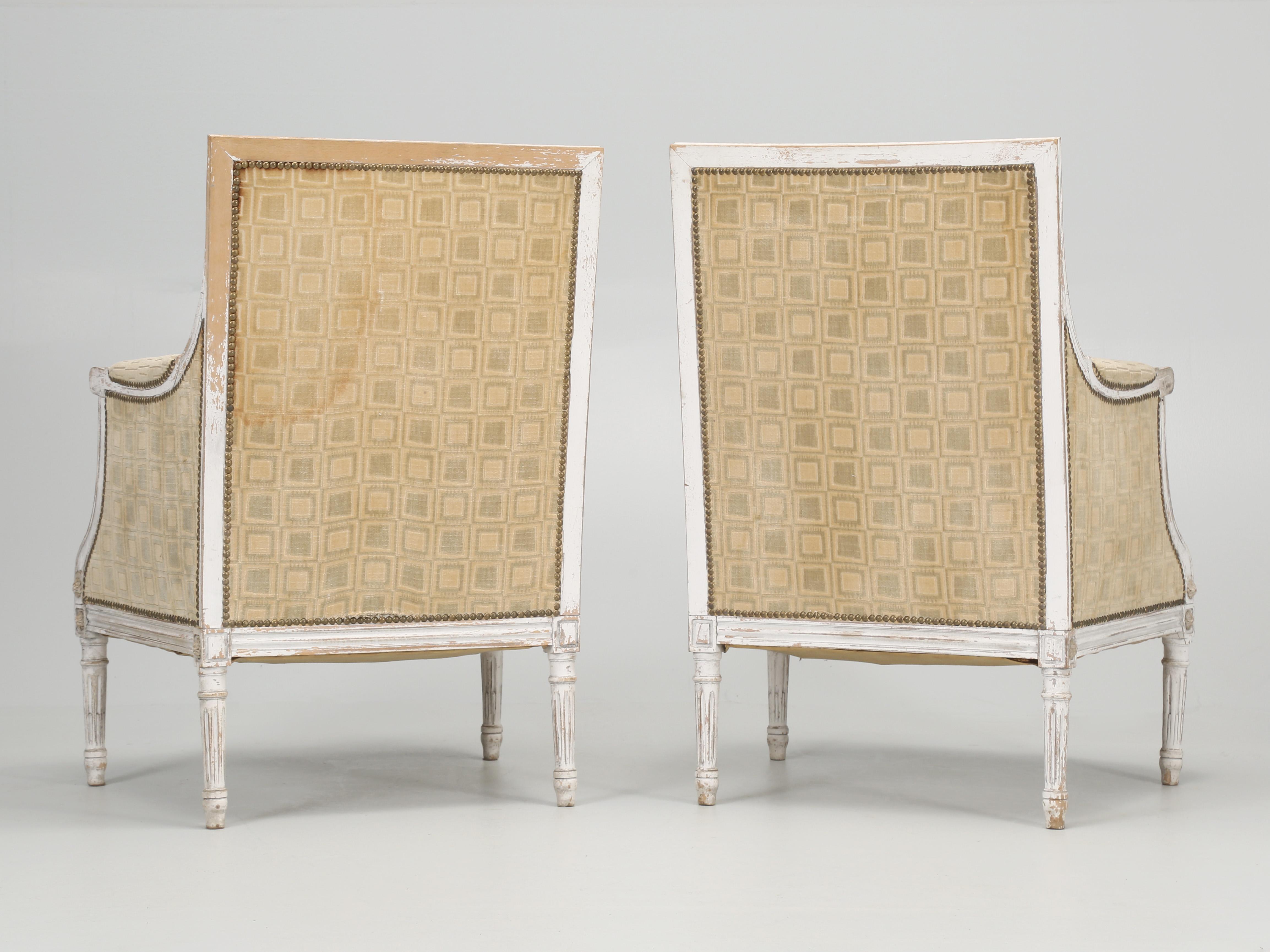 Antique French Pair of Louis XVI Style Bergère Chairs Original Paint Unrestored  6