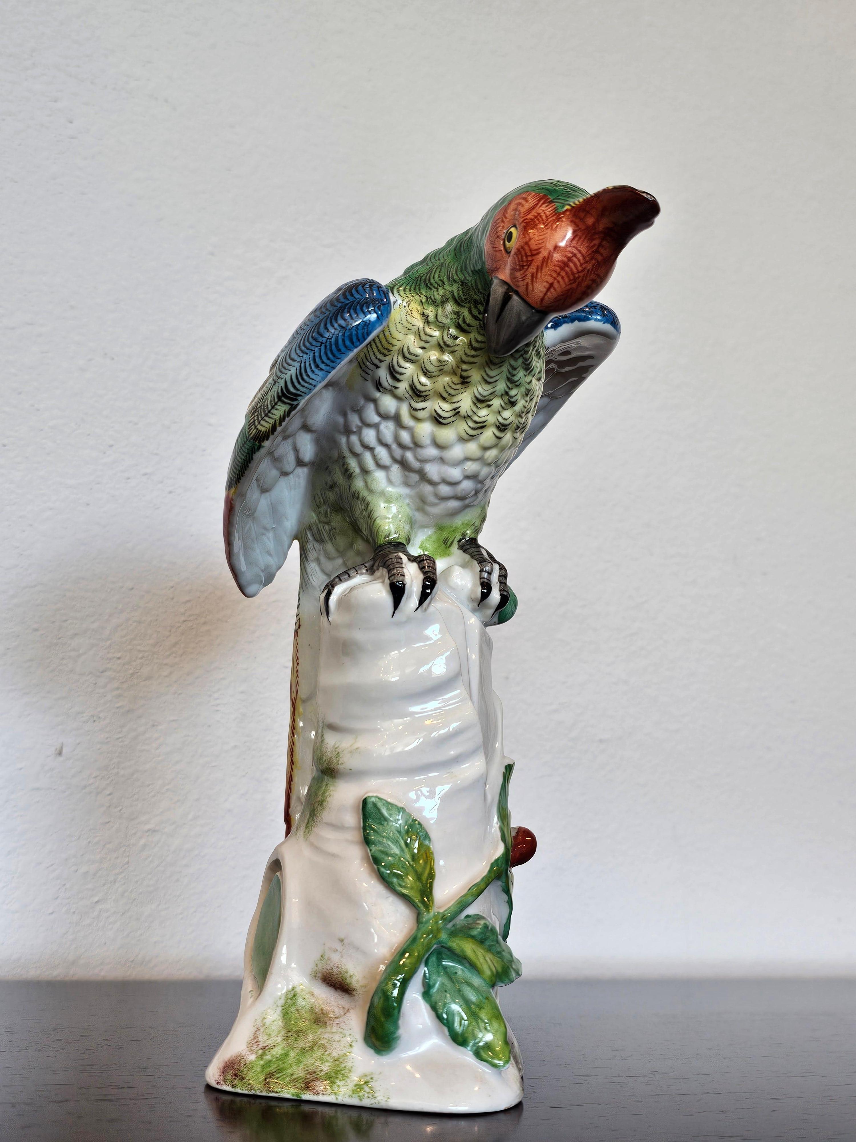 Antique French Paris Porcelain Bourdois & Bloch Figura de loro estilo Meissen en venta 4