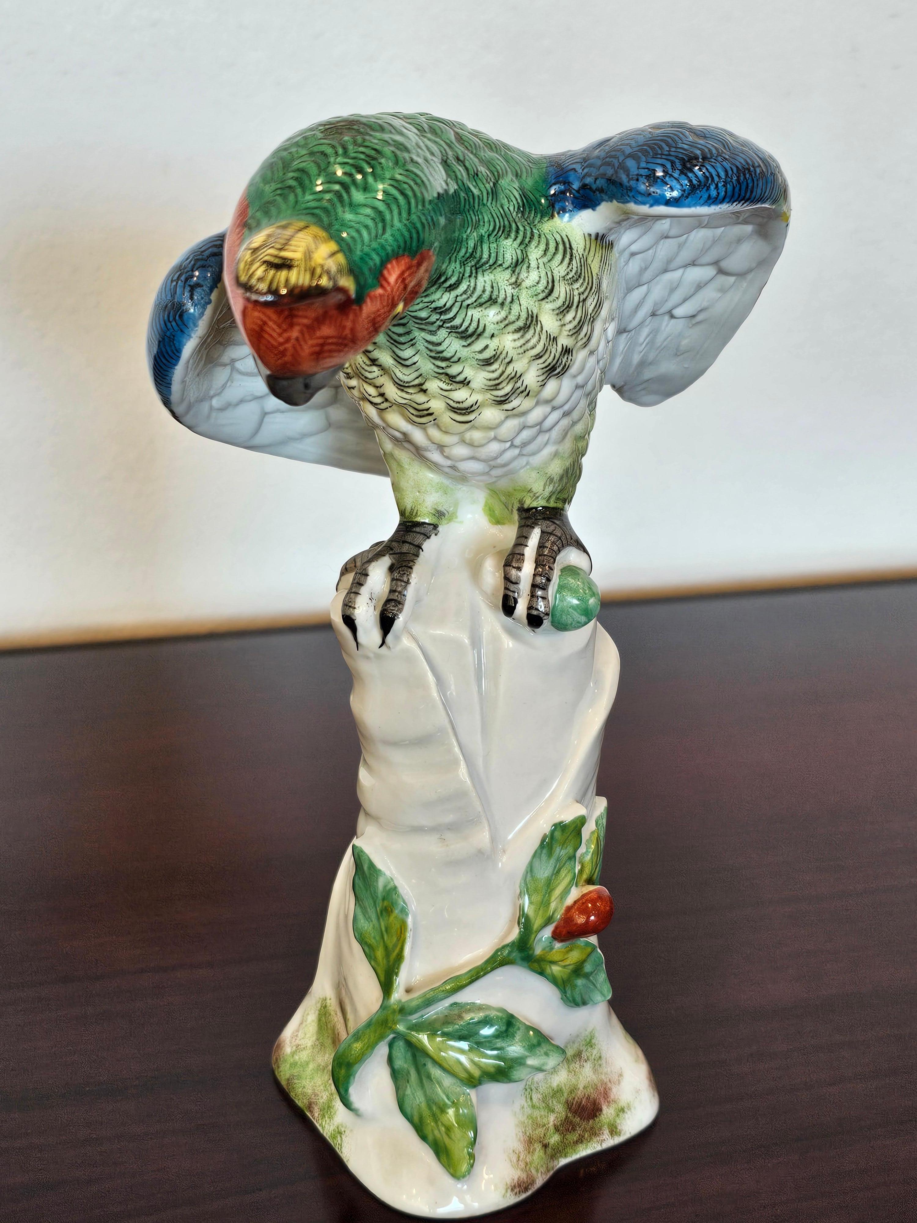 Antique French Paris Porcelain Bourdois & Bloch Figura de loro estilo Meissen Belle Époque en venta