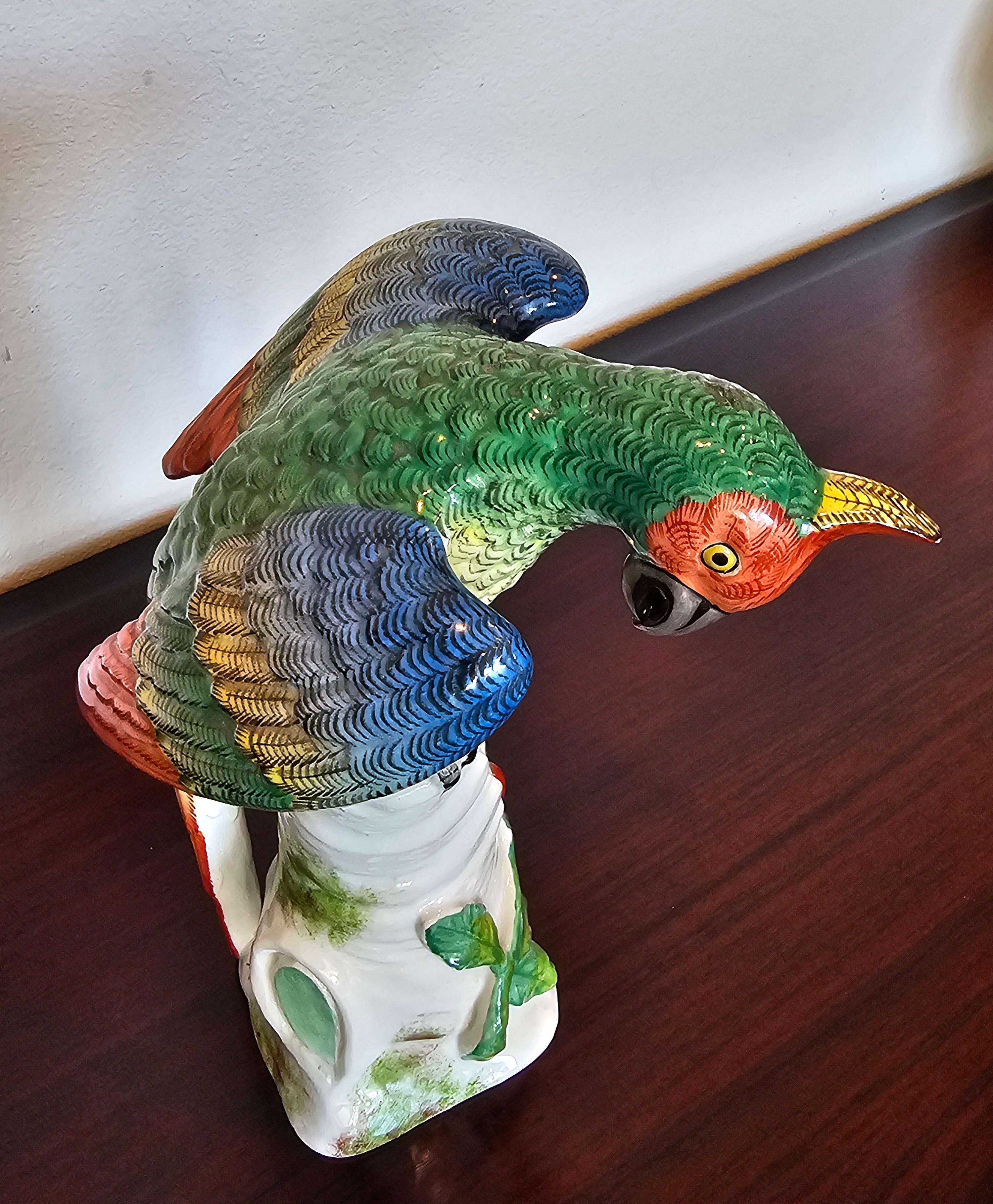Antique French Paris Porcelain Bourdois & Bloch Figura de loro estilo Meissen siglo XX en venta
