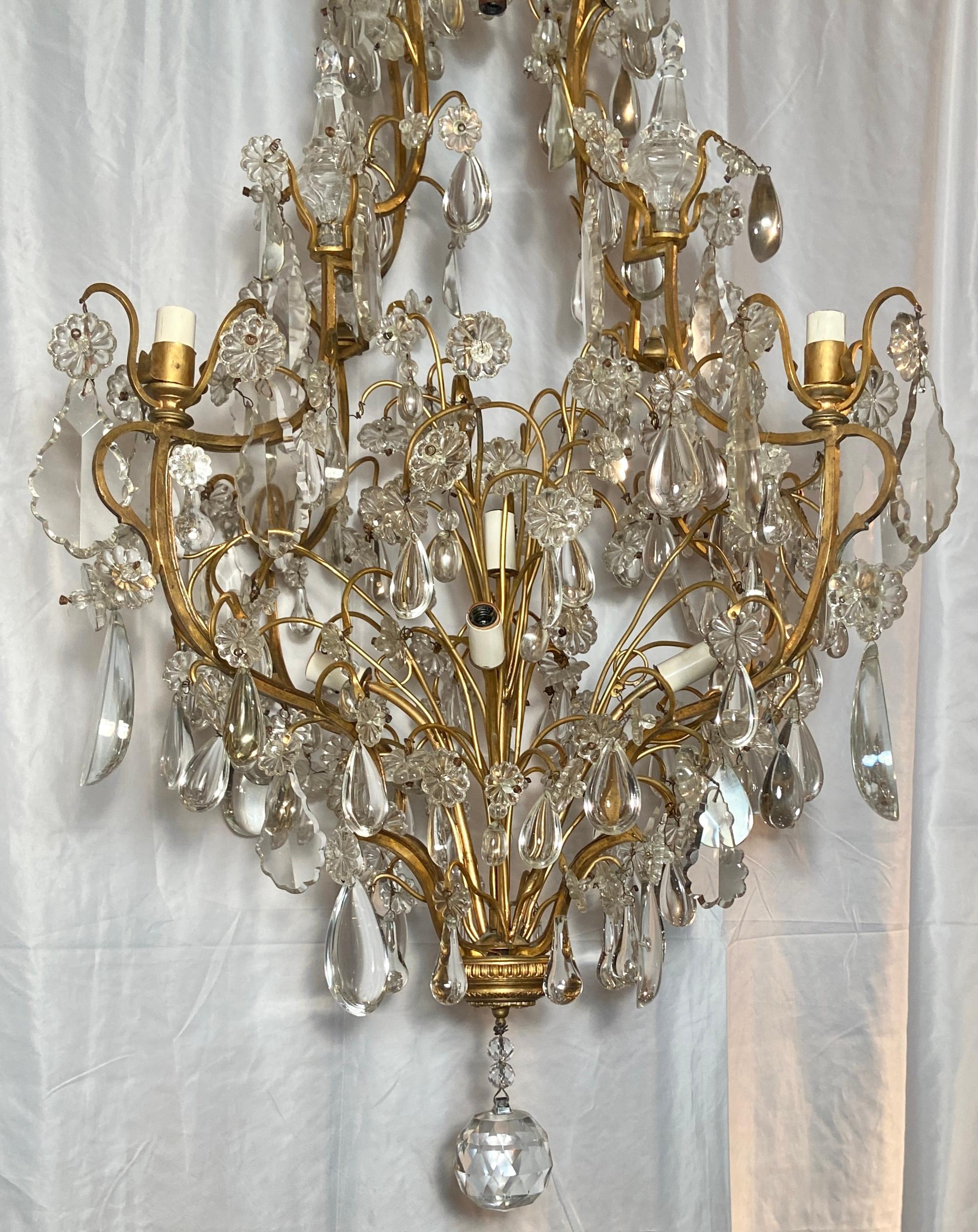 Antique French Parisian Crystal and Gold Bronze Chandelier, Circa 1890 In Good Condition For Sale In New Orleans, LA