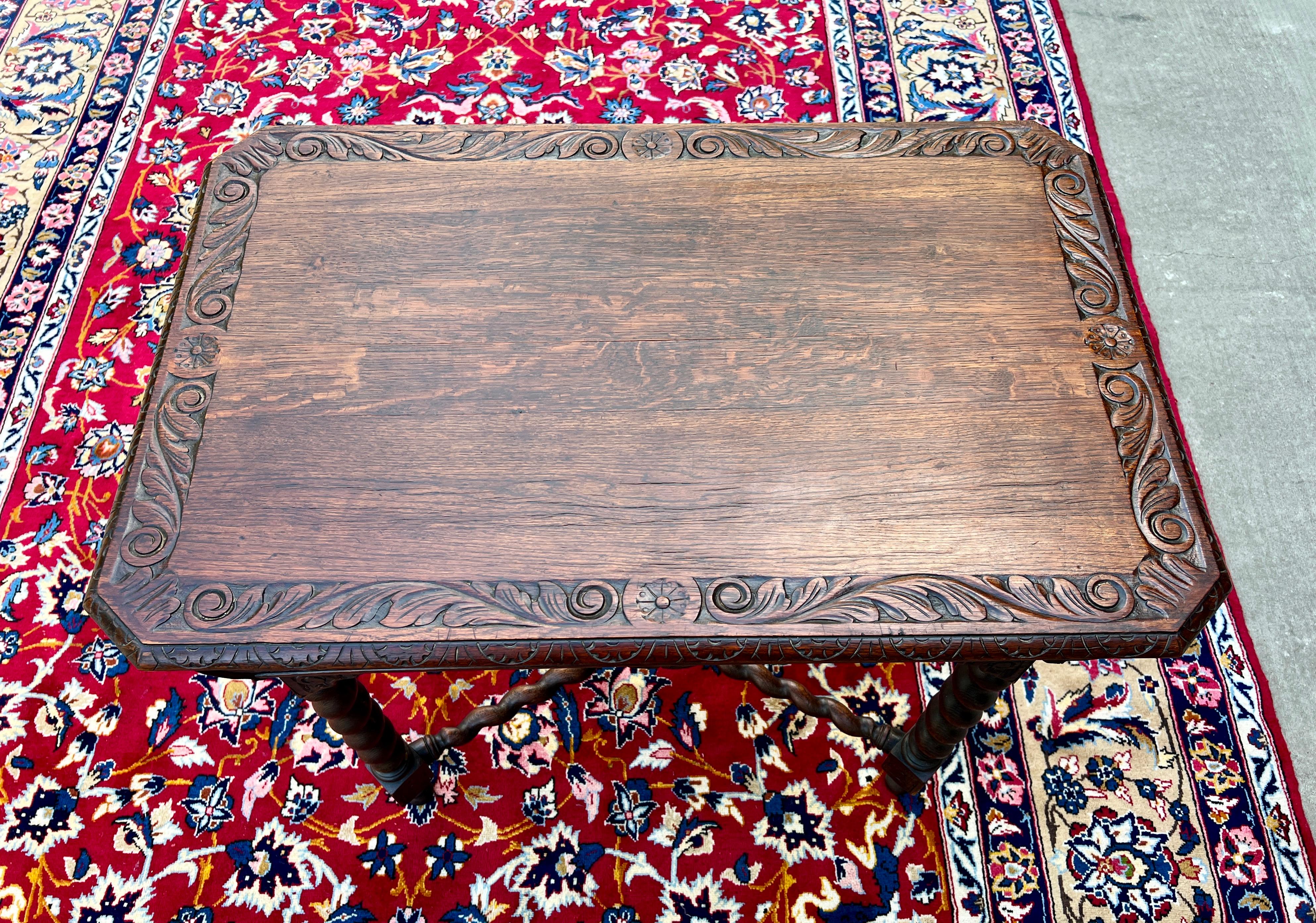 Table de salon française ancienne BARLEY TWIST Renaissance Revival CHERUBS chêne 19ème siècle en vente 5