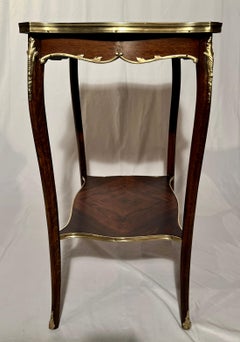 Table ancienne en marqueterie de bois de rose vers 1880