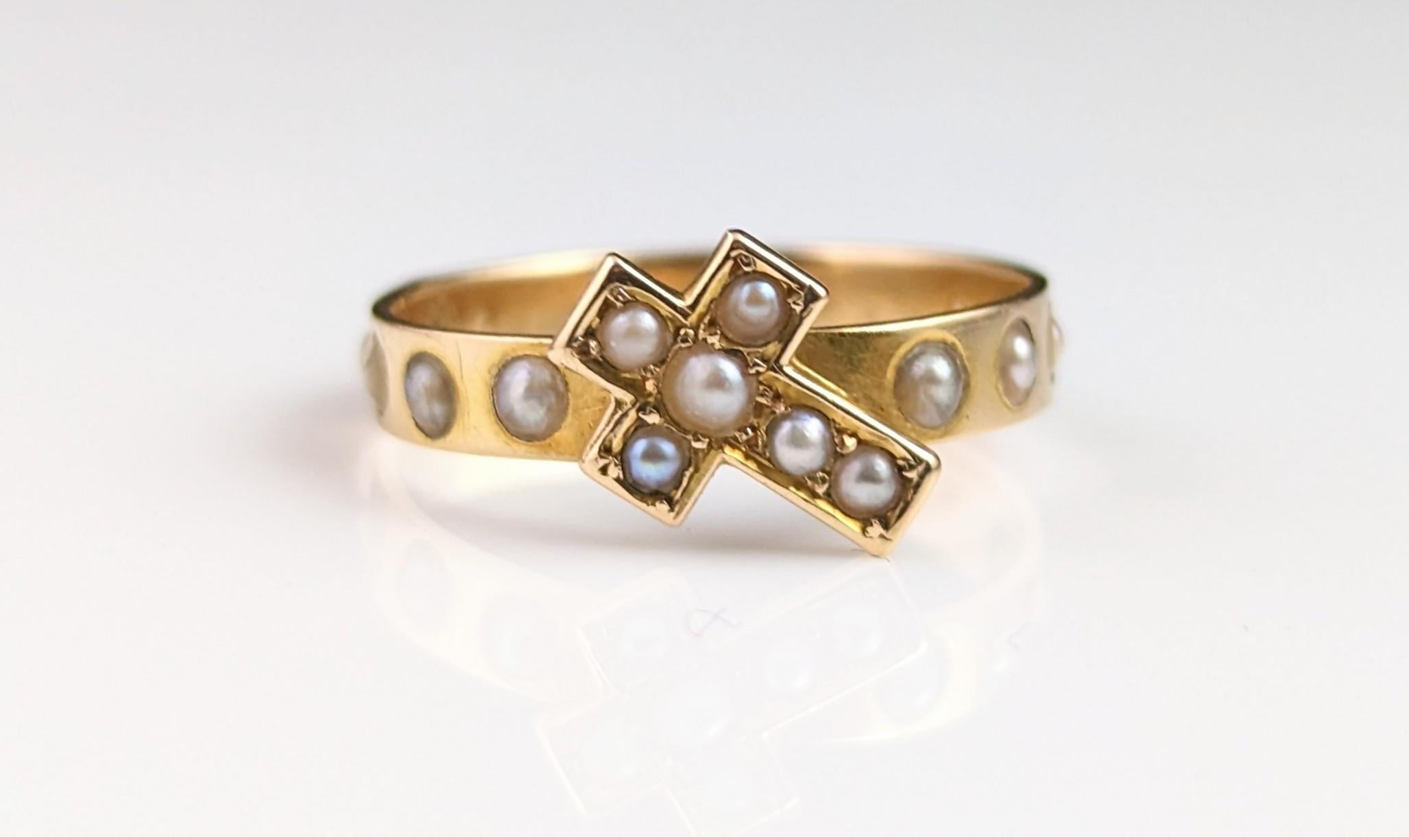Antique French Pearl Cross Ring, 18k Yellow Gold, 19th Century 7
