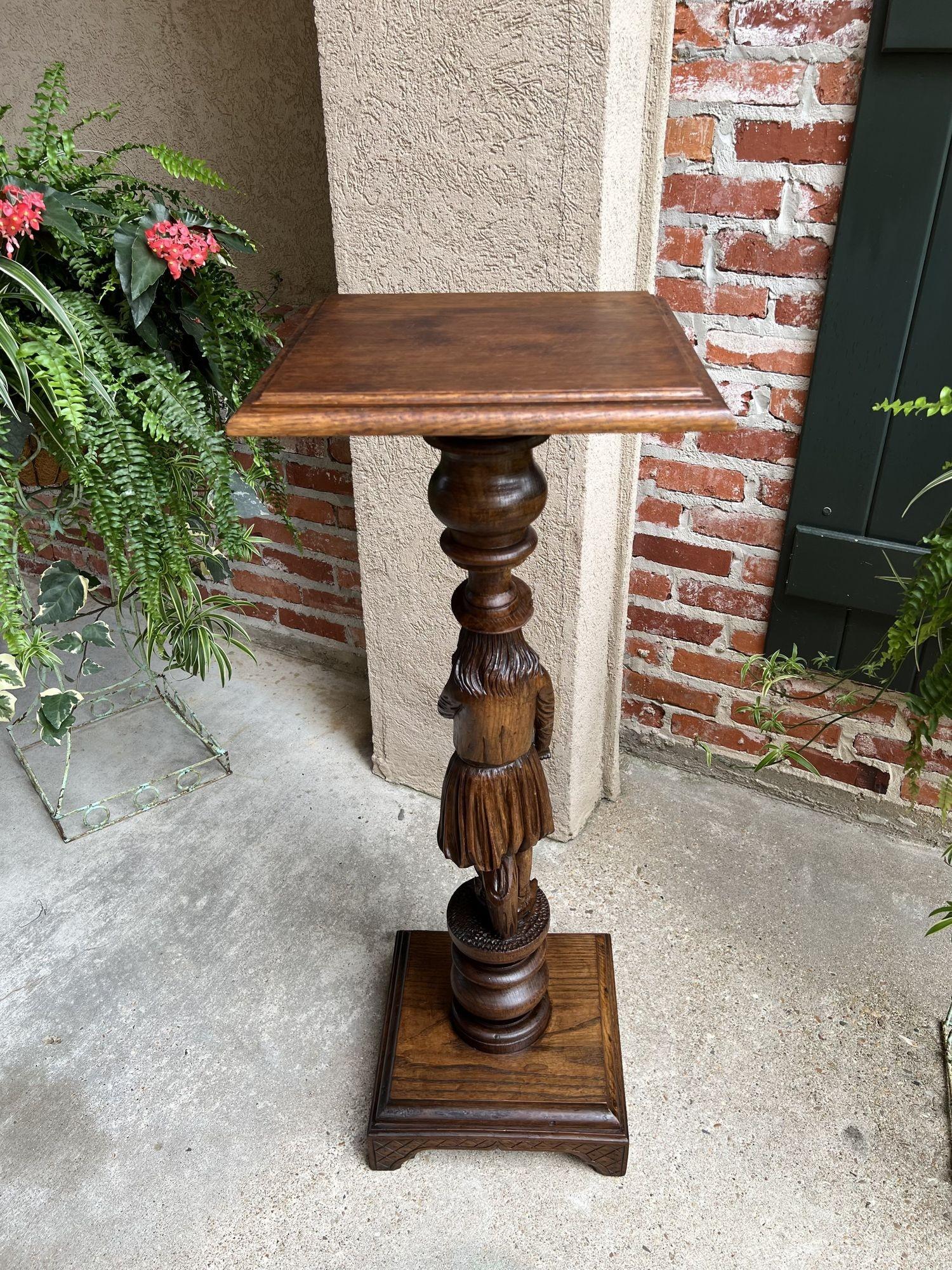 Antique French Pedestal Plant Stand Display Breton Brittany Carved Oak Baluster For Sale 4
