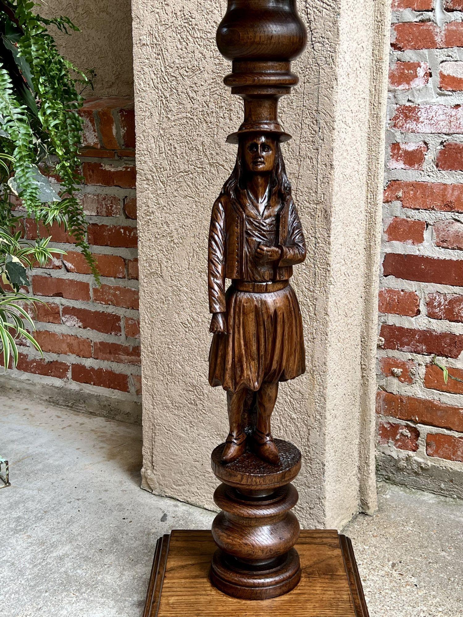 Antique French Pedestal Plant Stand Display Breton Brittany Carved Oak Baluster For Sale 8