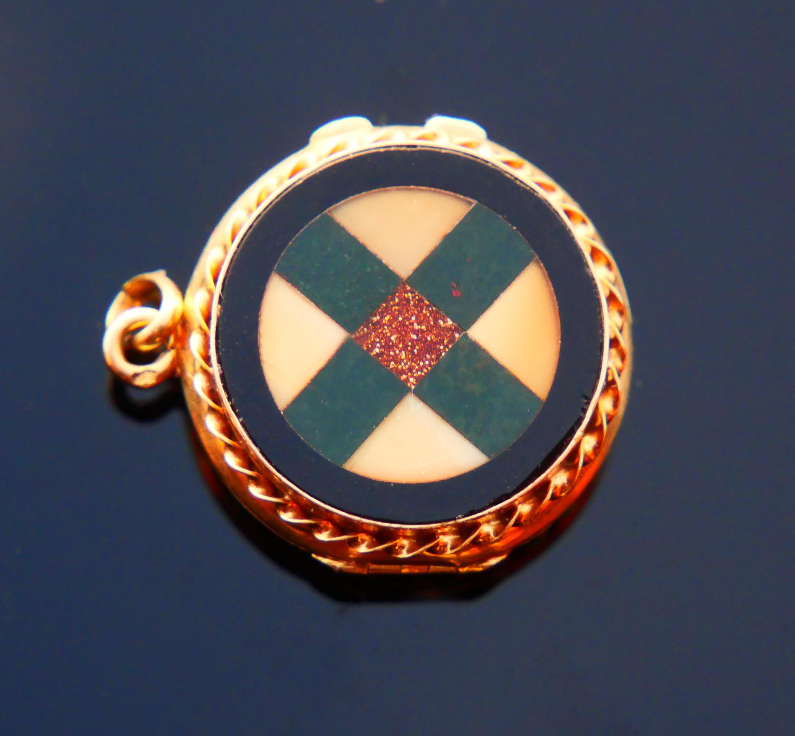 Antique French Pendant Locket Micromosaic natural stones solid 18K Gold  / 9.2 g For Sale 10