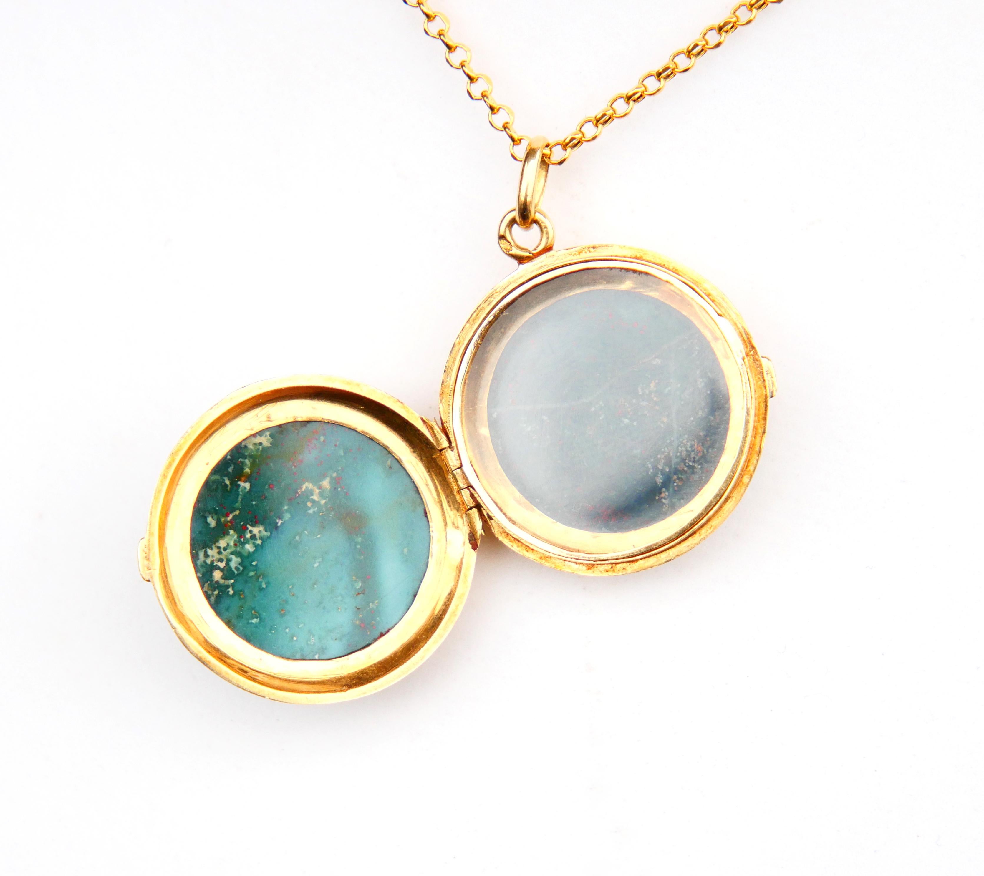 Women's or Men's Antique French Pendant Locket Micromosaic natural stones solid 18K Gold  / 9.2 g For Sale