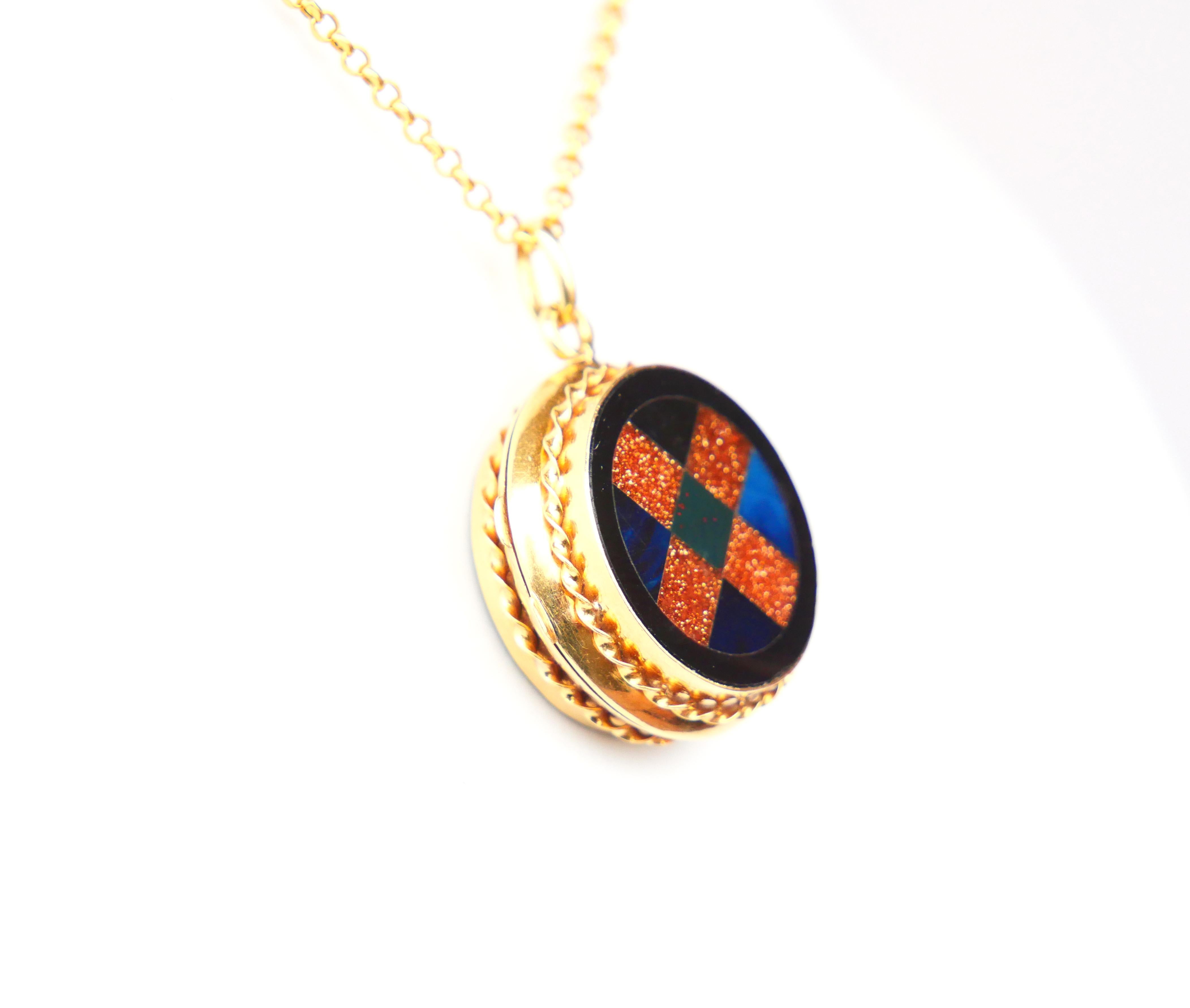 Antique French Pendant Locket Micromosaic natural stones solid 18K Gold  / 9.2 g For Sale 3