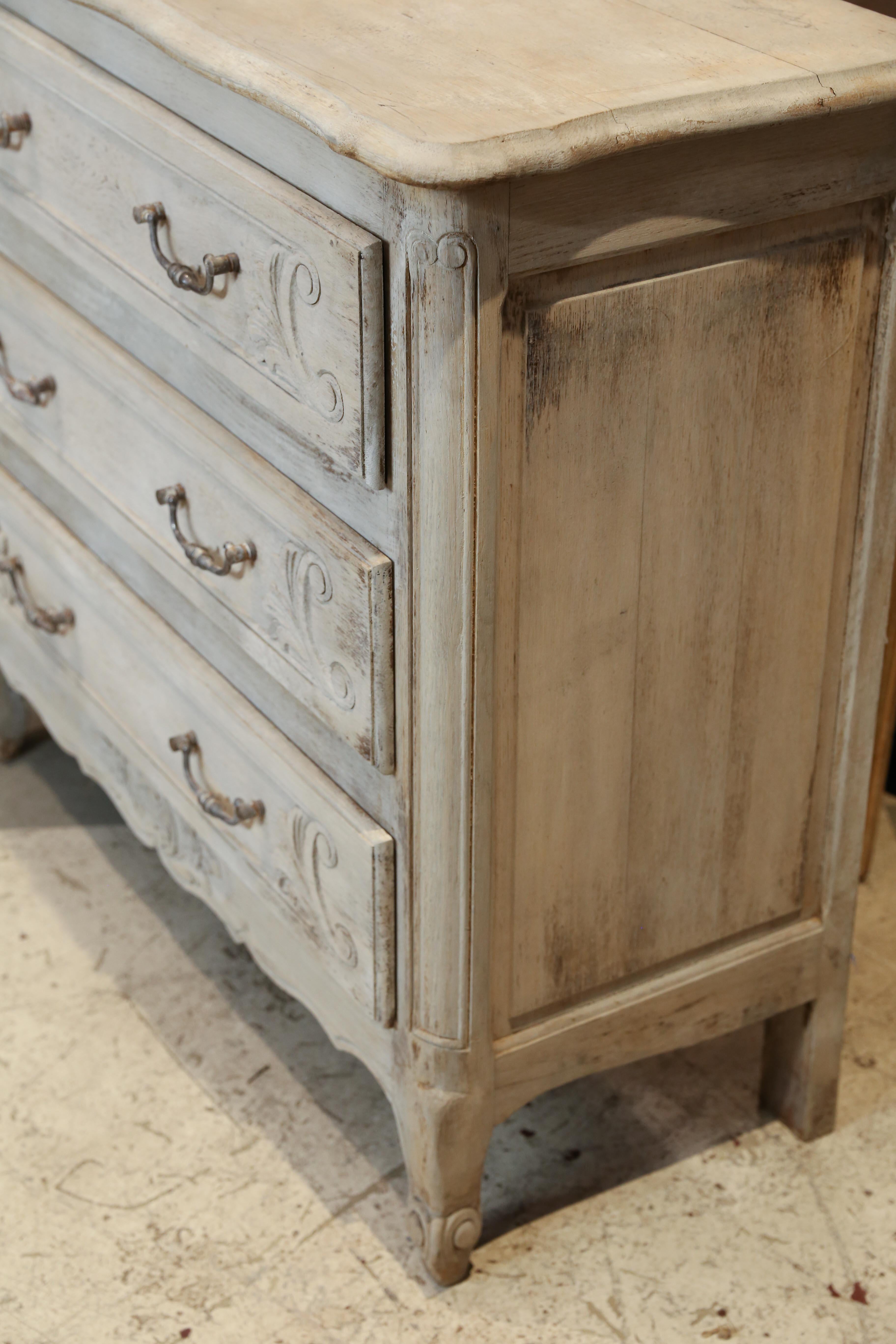 Antique French Petite Bleached Three-Drawer Dresser with Carved Drawers In Good Condition In Houston, TX