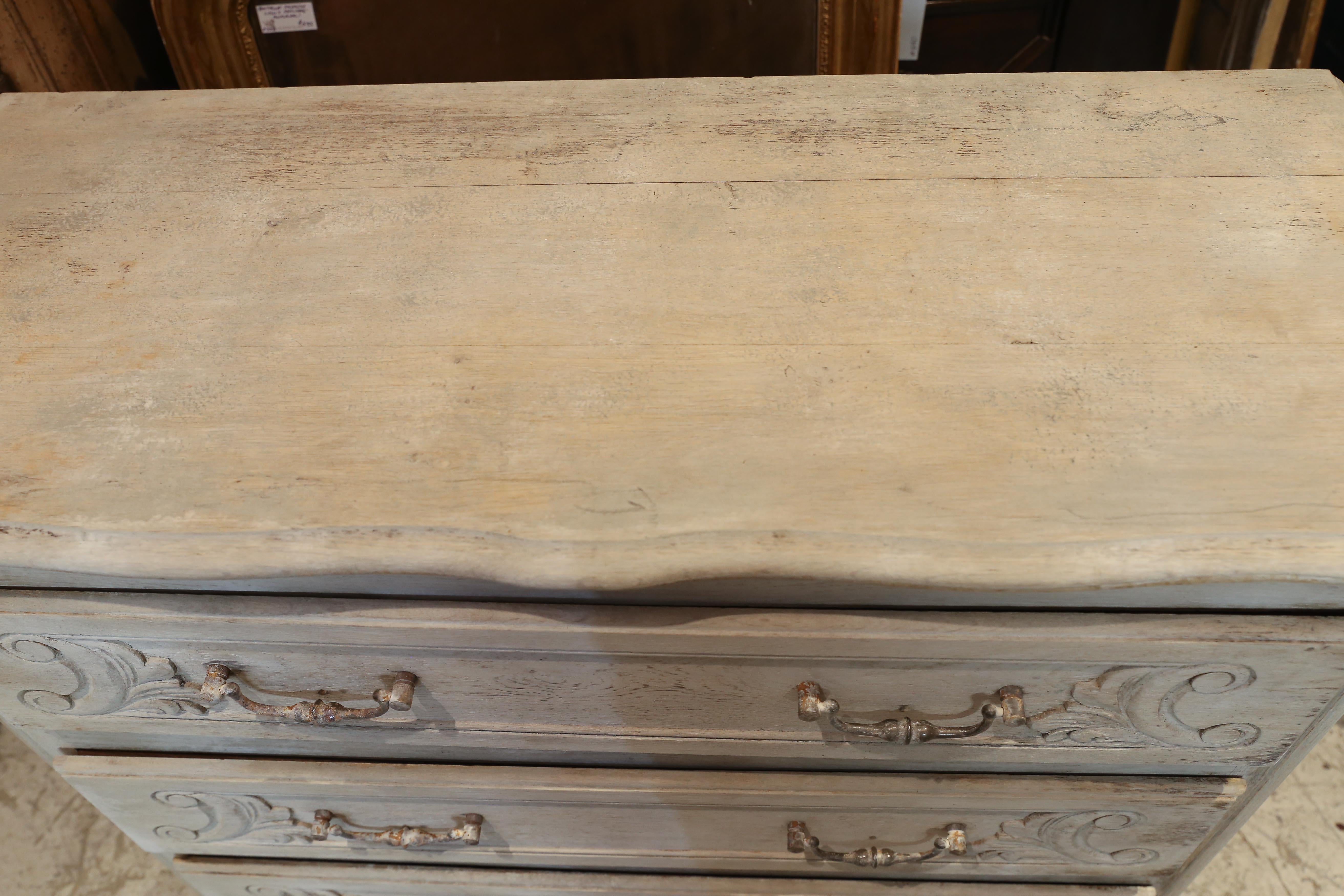 Antique French Petite Bleached Three-Drawer Dresser with Carved Drawers 1