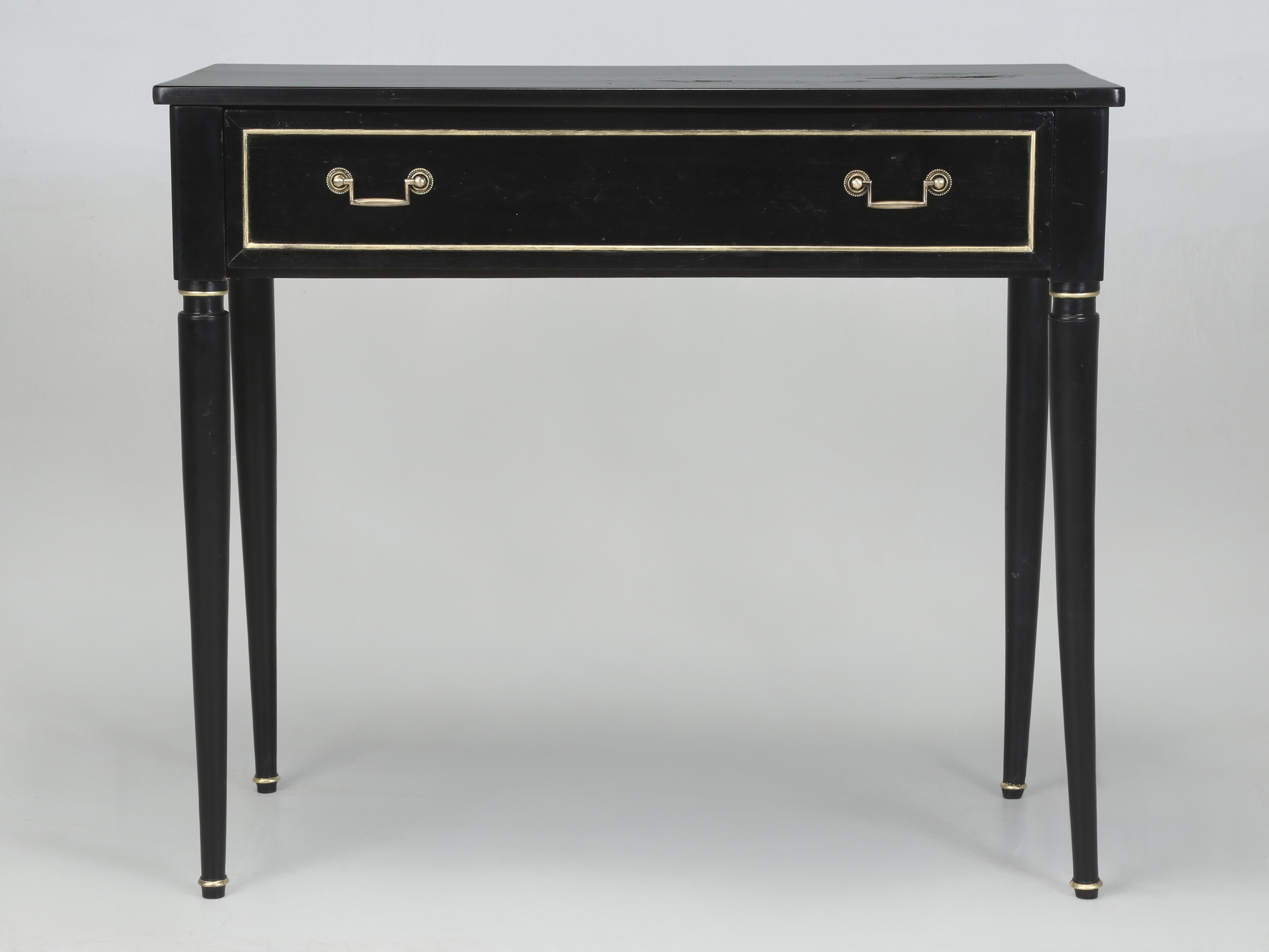 Fine XIX secolo Antique French Petite Louis XVI Console Table o Ladies Writing Table Ebonizzato in vendita
