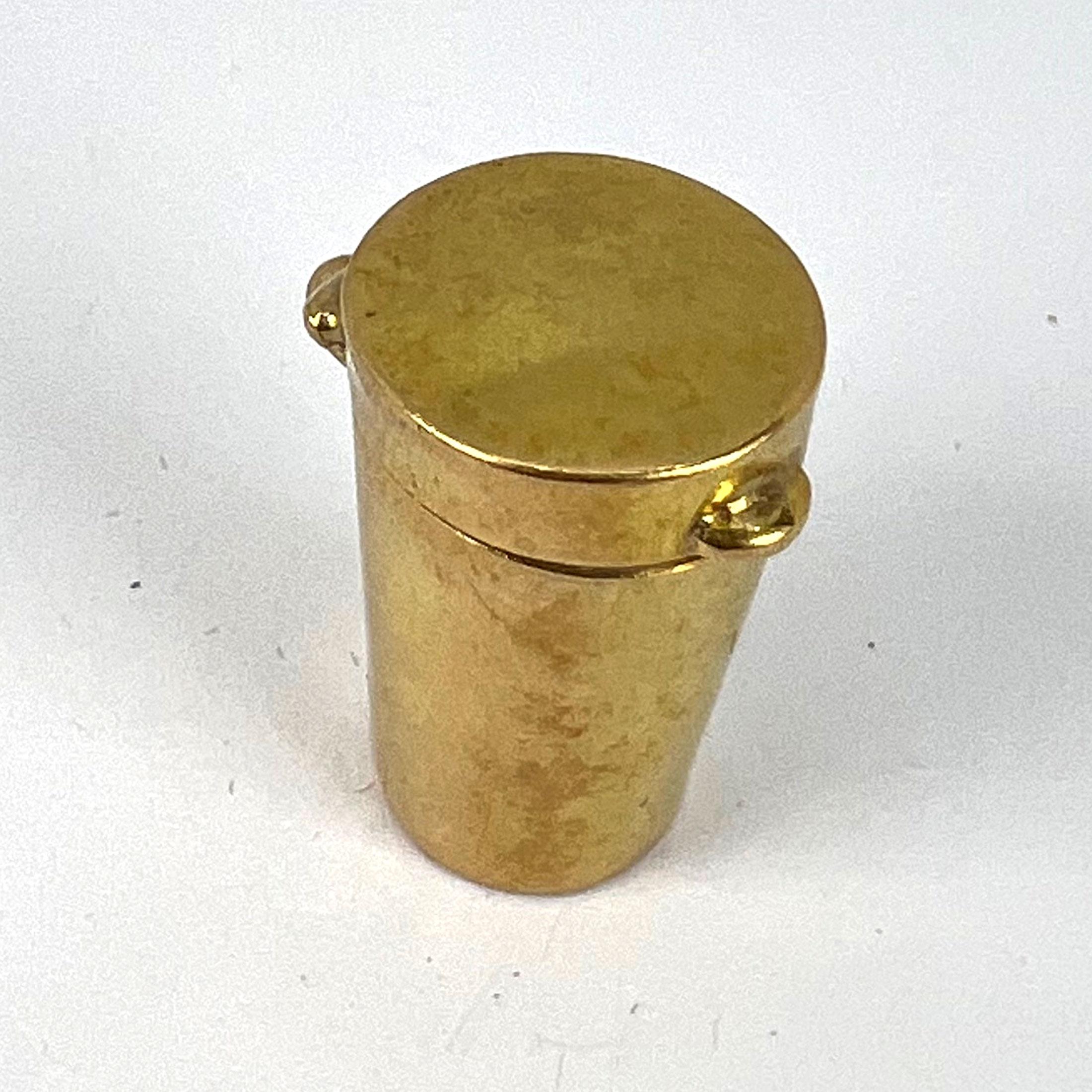 Antique French Pill Box or Miniature Etui 18K Yellow Gold Charm Pendant For Sale 15