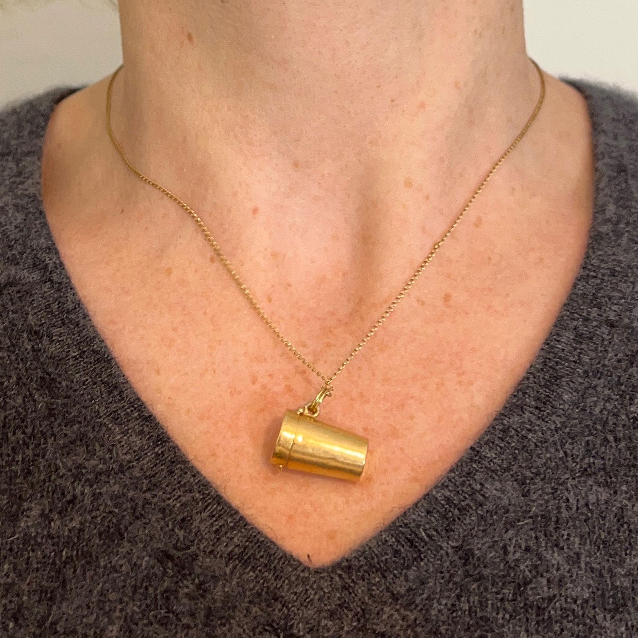 Antique French Pill Box or Miniature Etui 18K Yellow Gold Charm Pendant For Sale 4