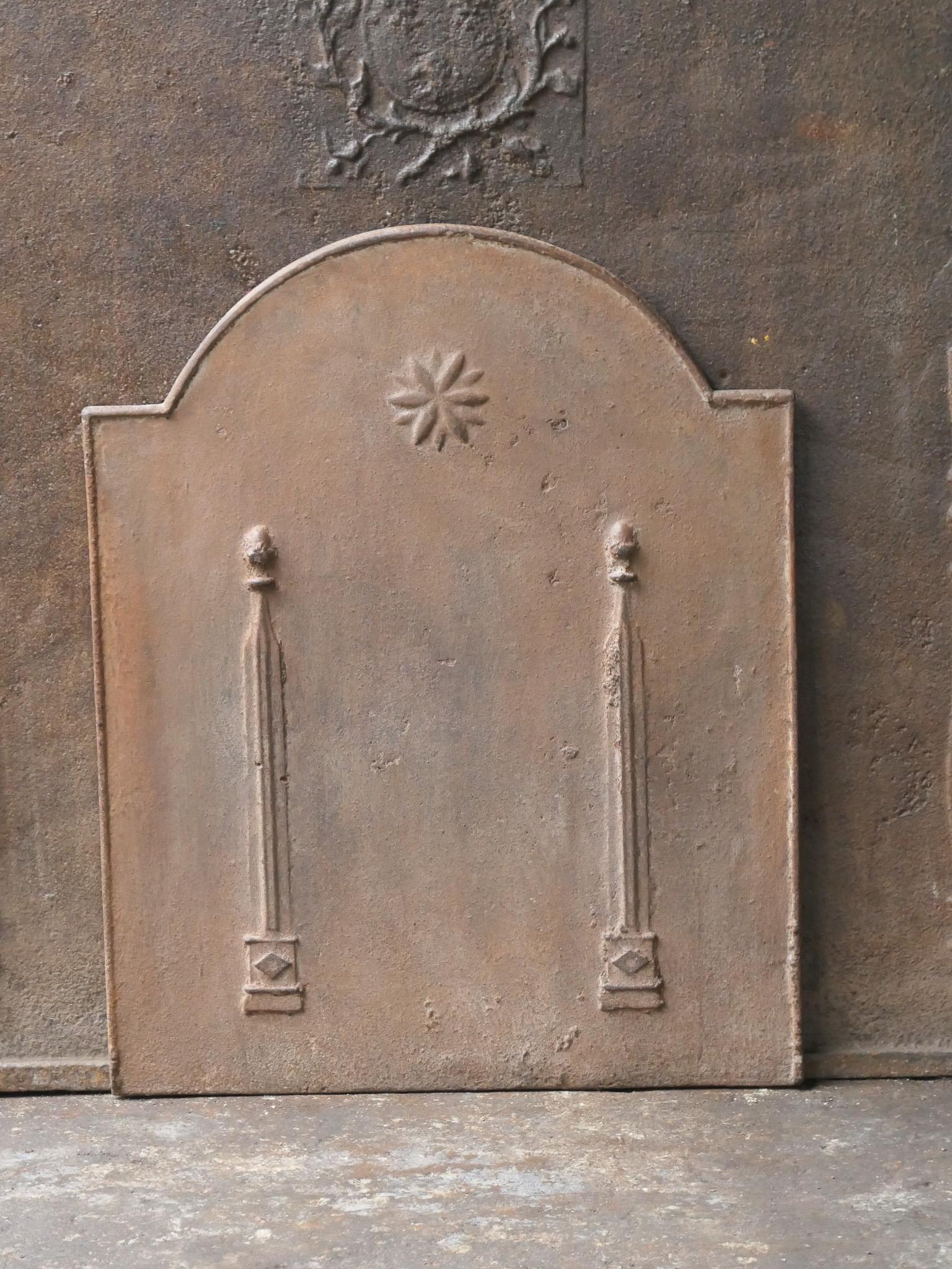Français Plaque de cheminée française ancienne Pillars of Freedom, 18e - 19e siècle en vente