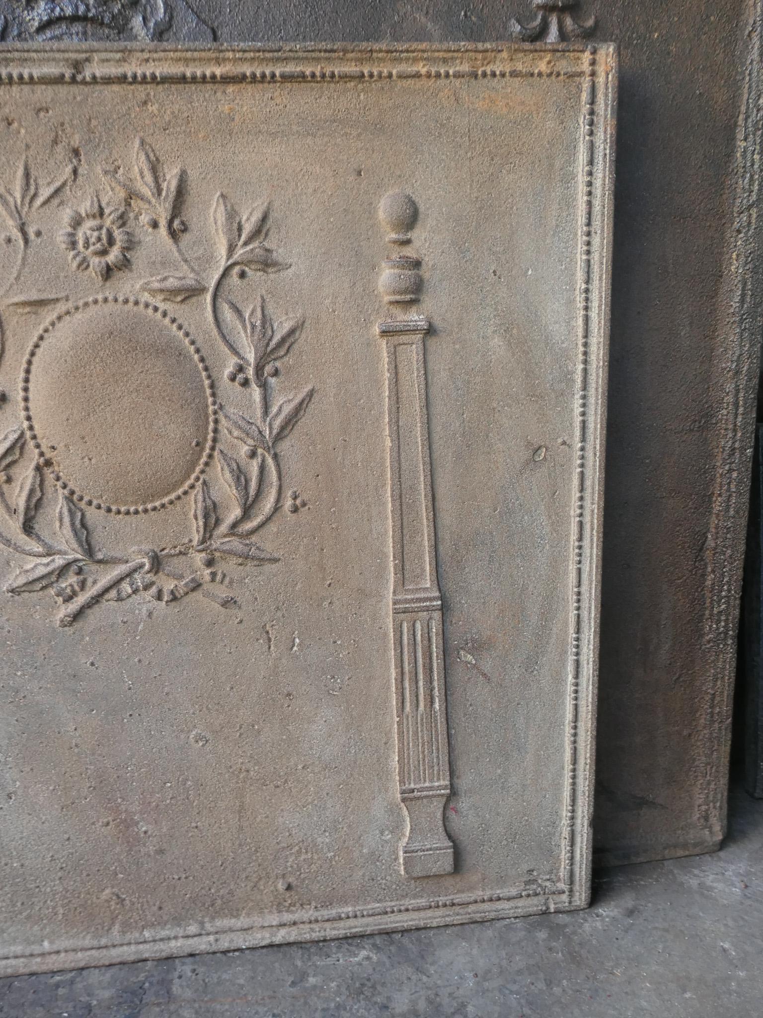 Antique French 'Pilares de la Libertad' Chimenea / Repisa, S. XVIII - XIX en venta 2