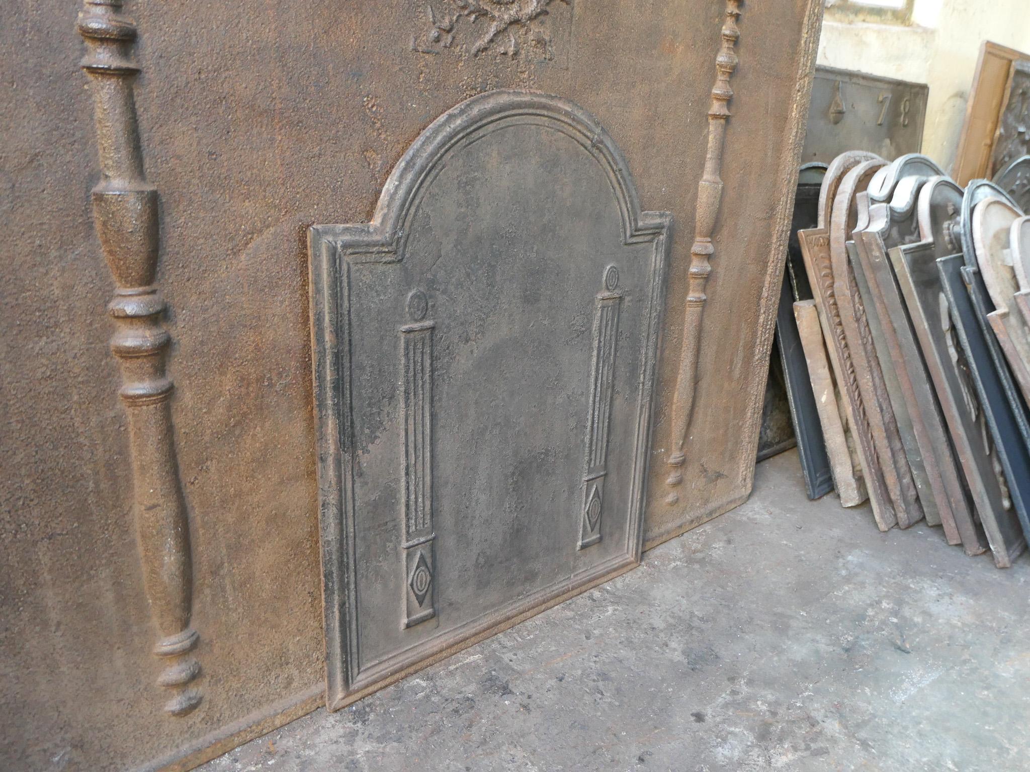 Antique French 'Pilares de la Libertad' Chimenea / Repisa, S. XVIII - XIX en venta 2