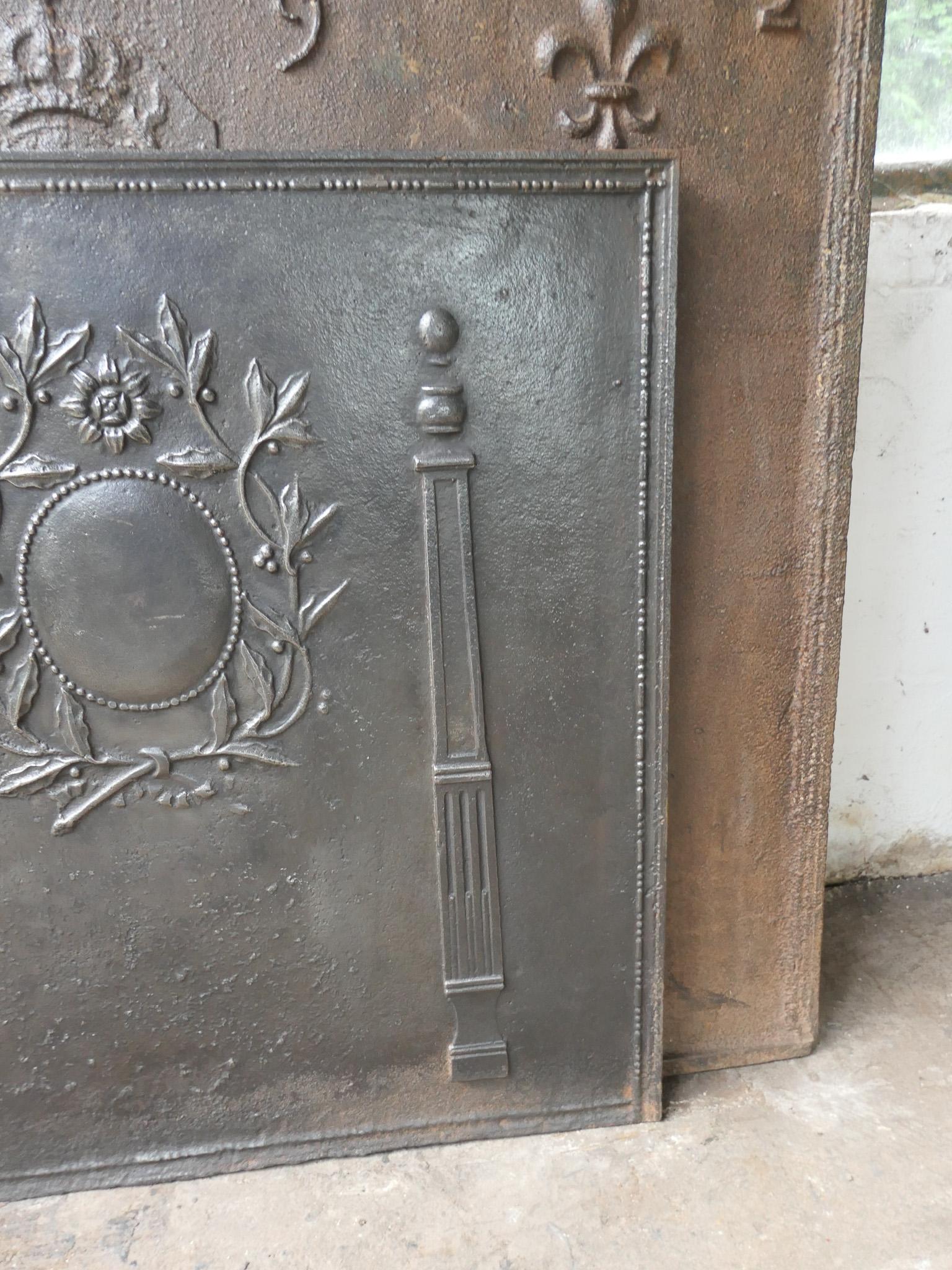 Antique French 'Pillars of Freedom' Fireback / Backsplash, 18th - 19th C. For Sale 4