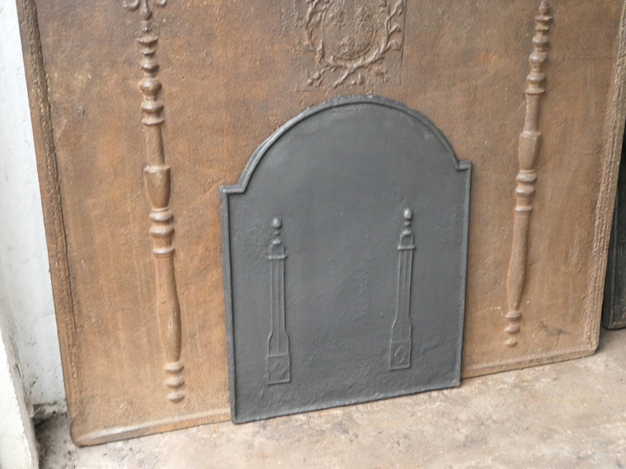 Antique French 'Pilares de la Libertad' Chimenea / Repisa, S. XVIII - XIX en venta 4