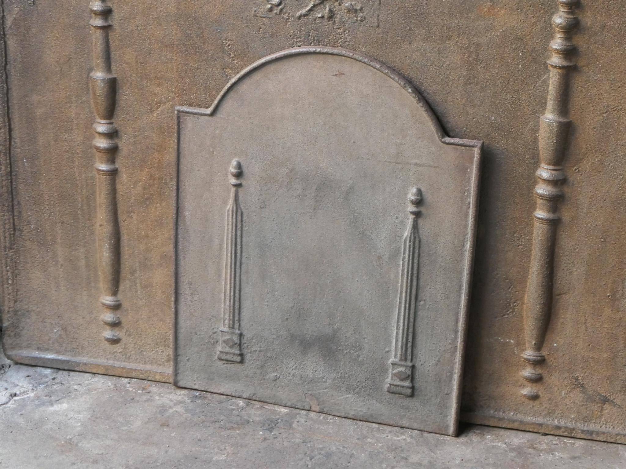 Antique French 'Pilares de la Libertad' Chimenea / Repisa, S. XVIII - XIX Vaciado en venta