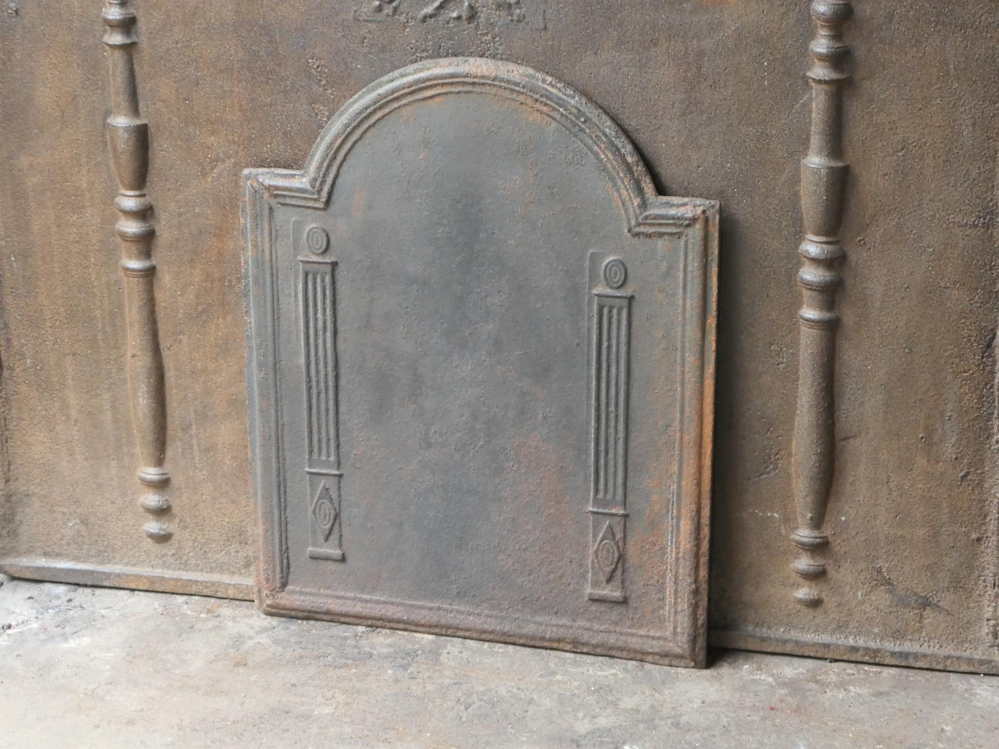 Antique French 'Pilares de la Libertad' Chimenea / Repisa, S. XVIII - XIX Vaciado en venta