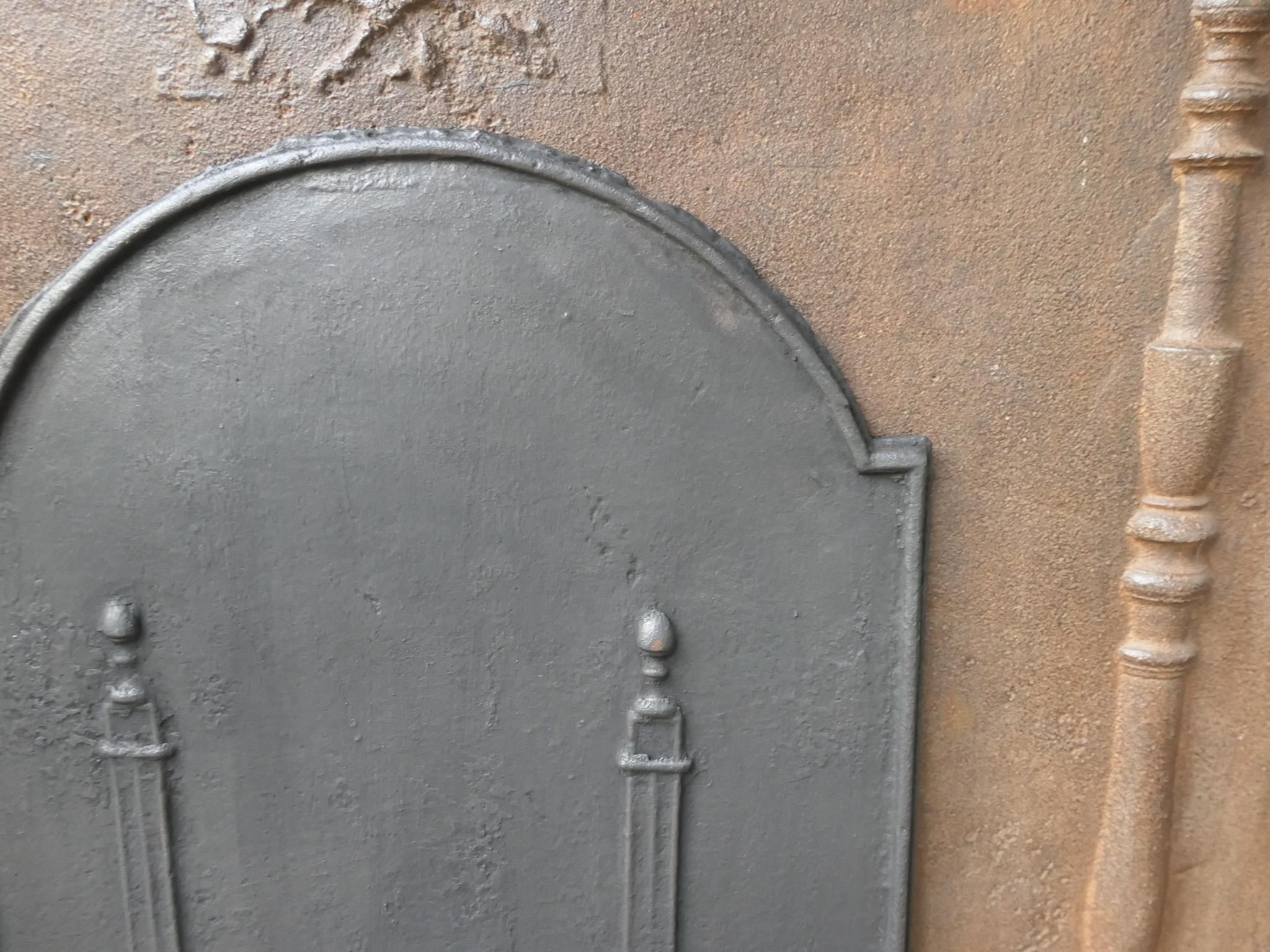 Antique French 'Pilares de la Libertad' Chimenea / Repisa, S. XVIII - XIX Hierro en venta
