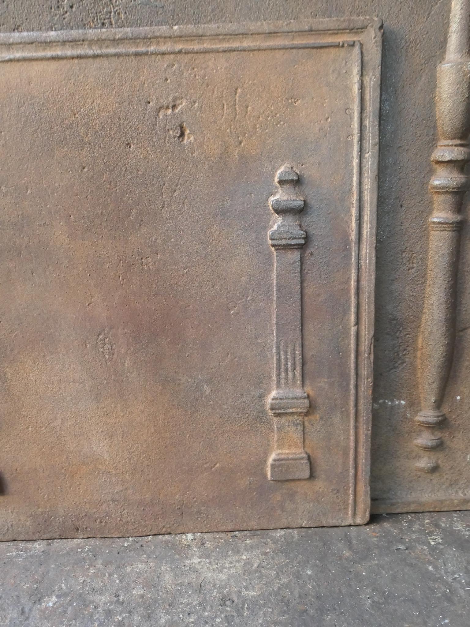 Antique French 'Pilares de la Libertad' Chimenea / Repisa, S. XVIII - XIX en venta 1