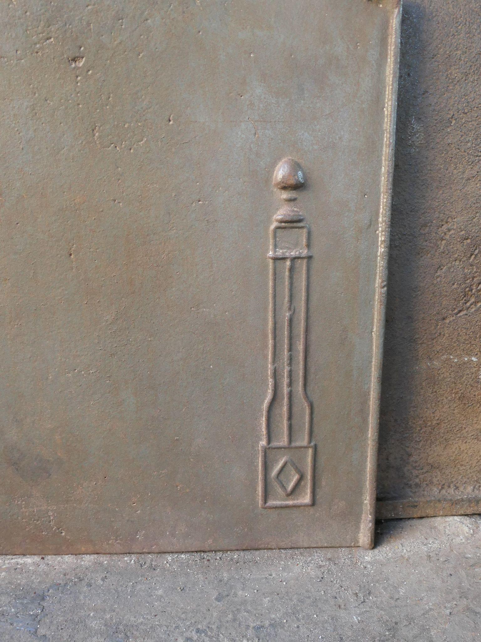 Ferro Antique French 'Pillars of Freedom', parafuoco, inizio XIX secolo. in vendita