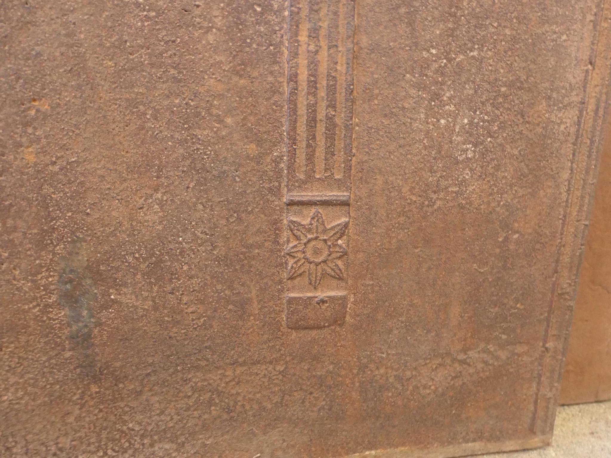 Antique French 'Pillars of Freedom', parafuoco neoclassico in vendita 2