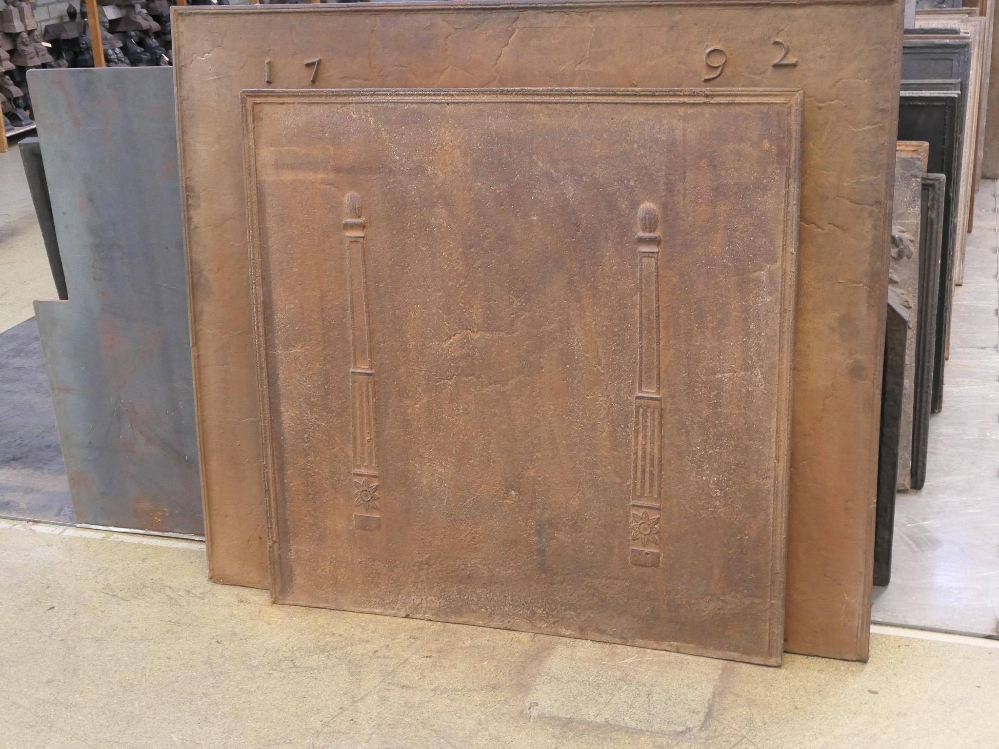 Calco Antique French 'Pillars of Freedom', parafuoco neoclassico in vendita