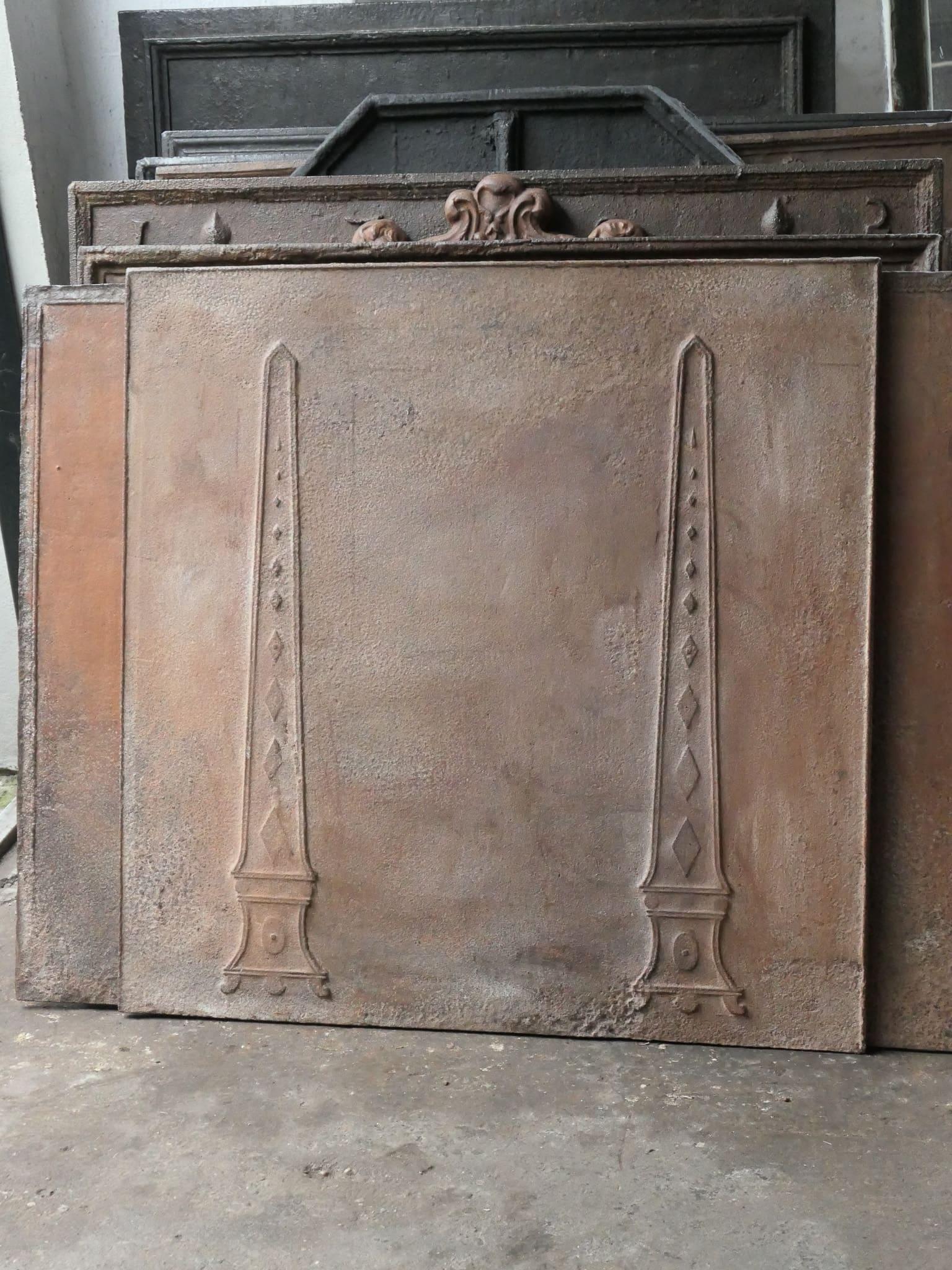 Antiker französischer „Pillars of Freedom“-Kaminschirm/Rückenaufsatz, neoklassizistische Periode (Französisch) im Angebot