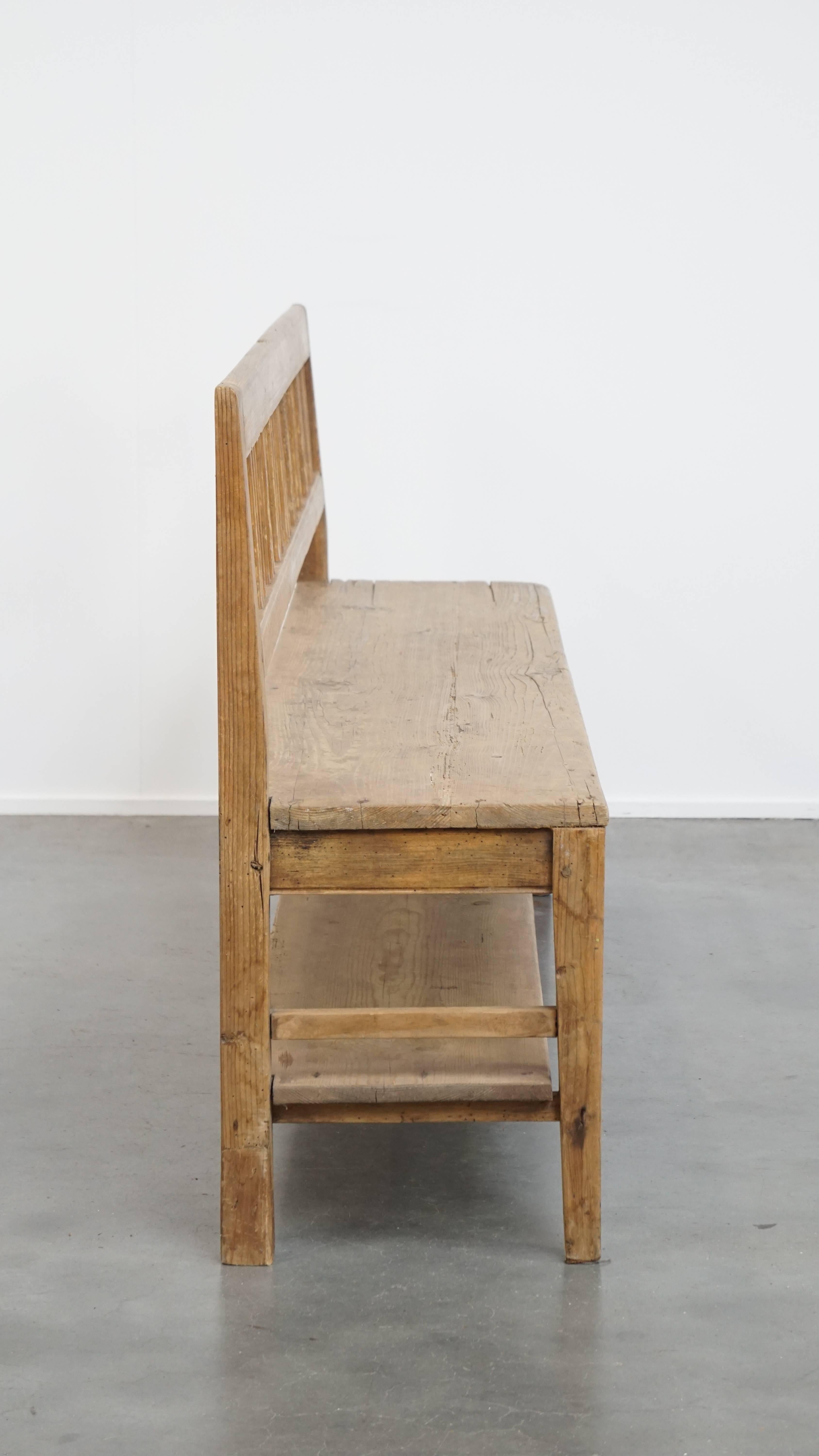 Romain classique Banc d'entrée / Banc de salle à manger ancien en pin français en vente