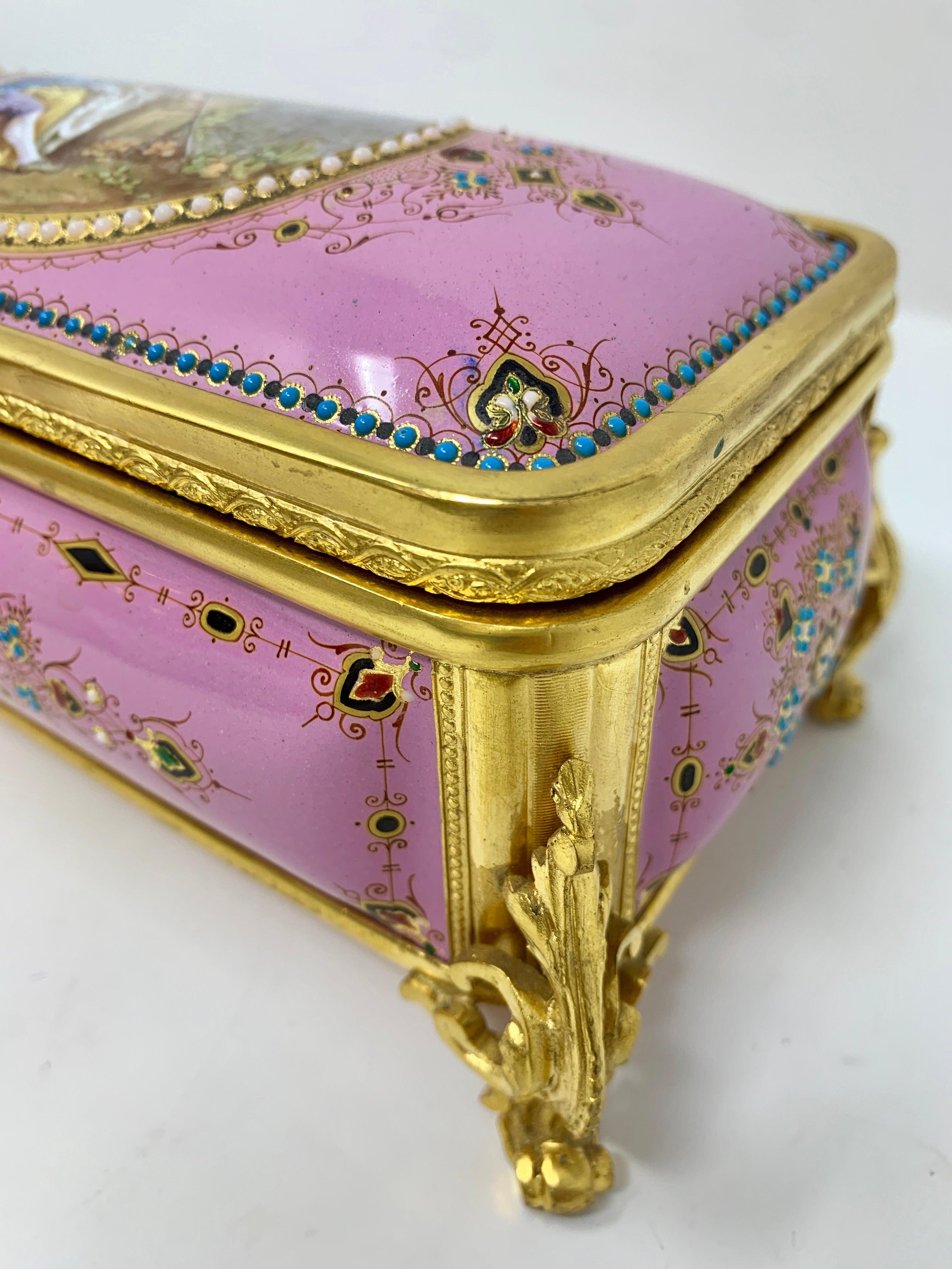 Antique French Pink Enameled Ormolu Box, circa 1860-1870 For Sale 1