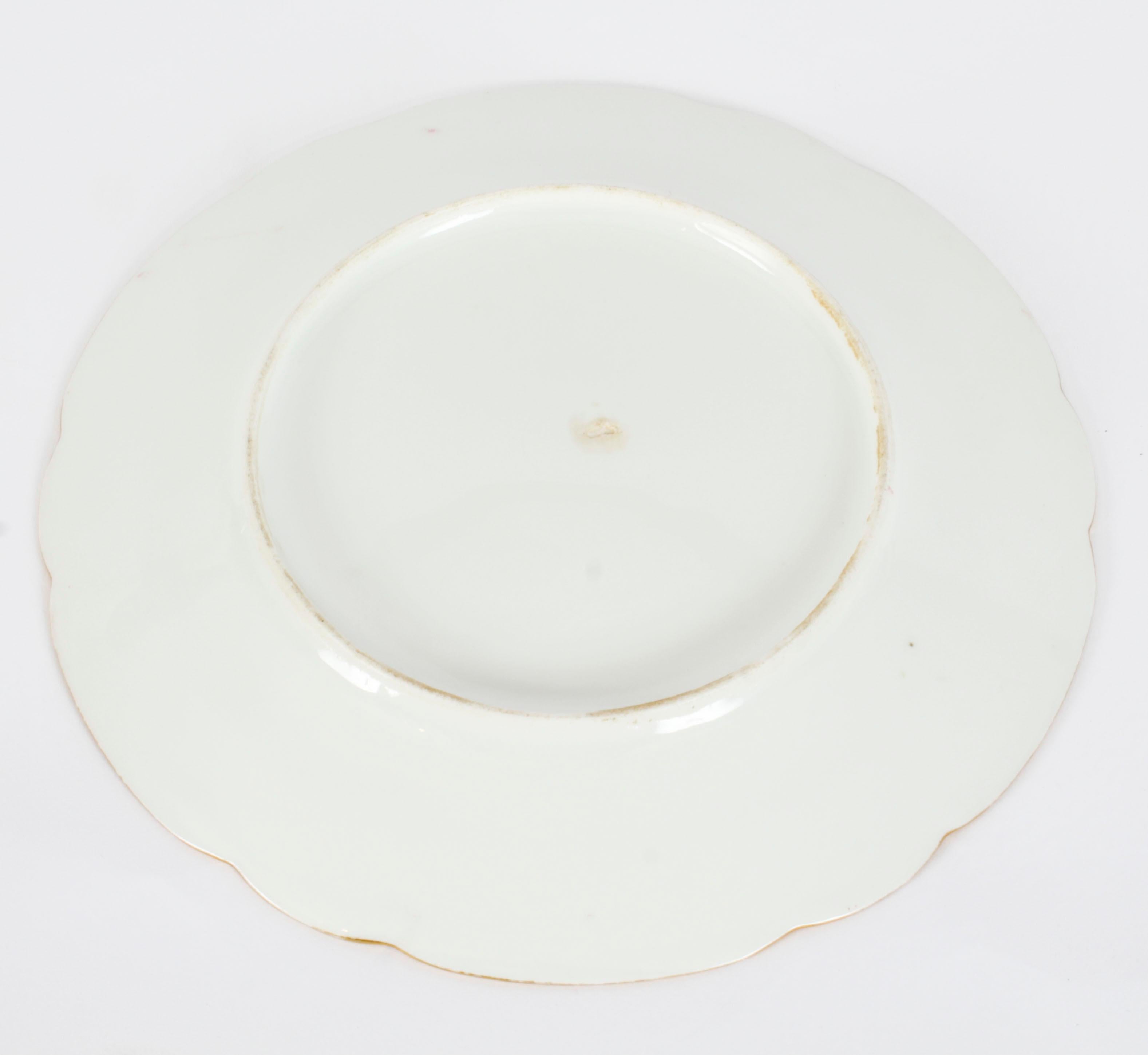 Assiette de cabinet française ancienne en porcelaine rose 1880 siècle Bon état - En vente à London, GB