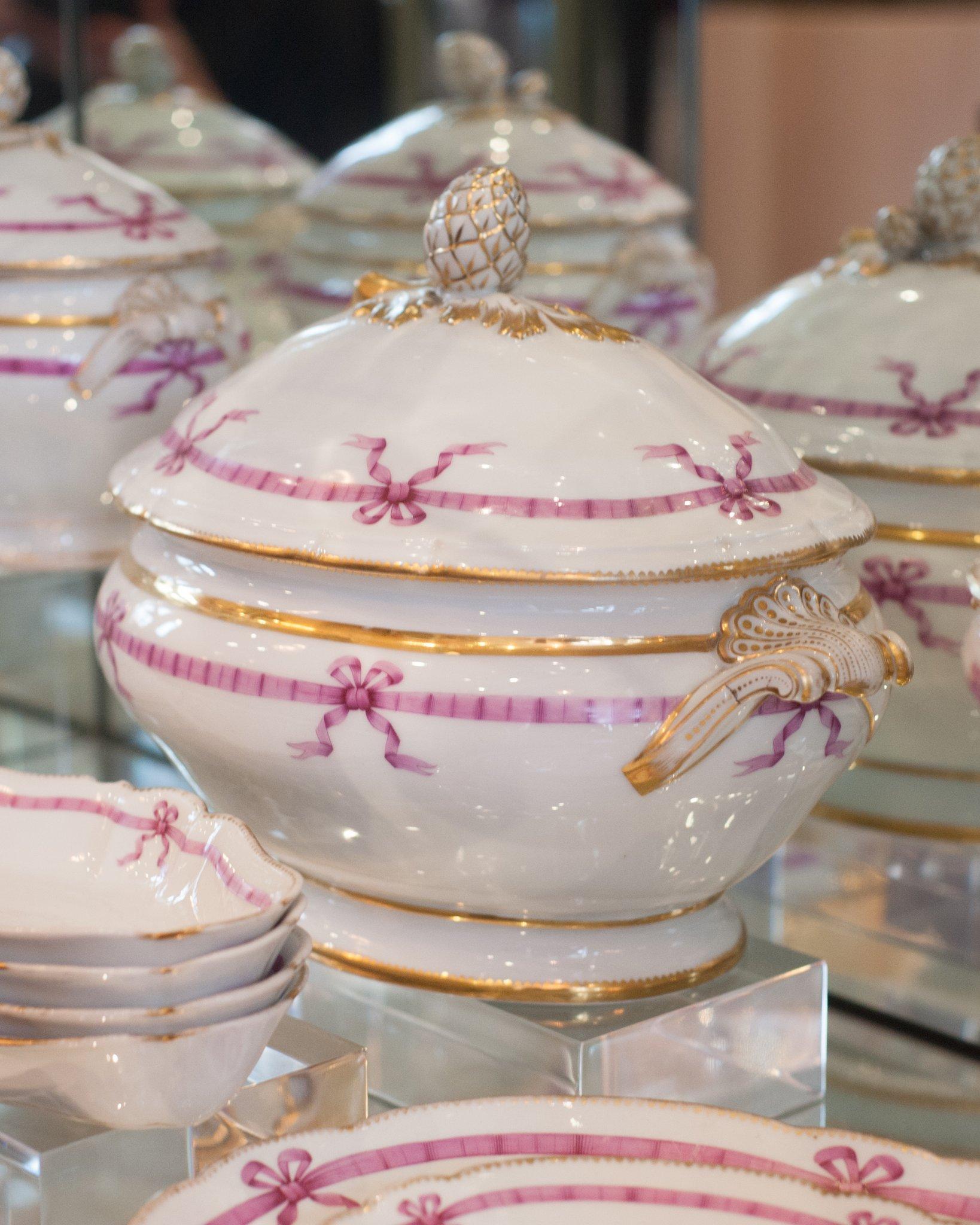 Ceramic Antique French 22-Piece White Porcelain Dinner Set with Pink Ribbon Motif For Sale