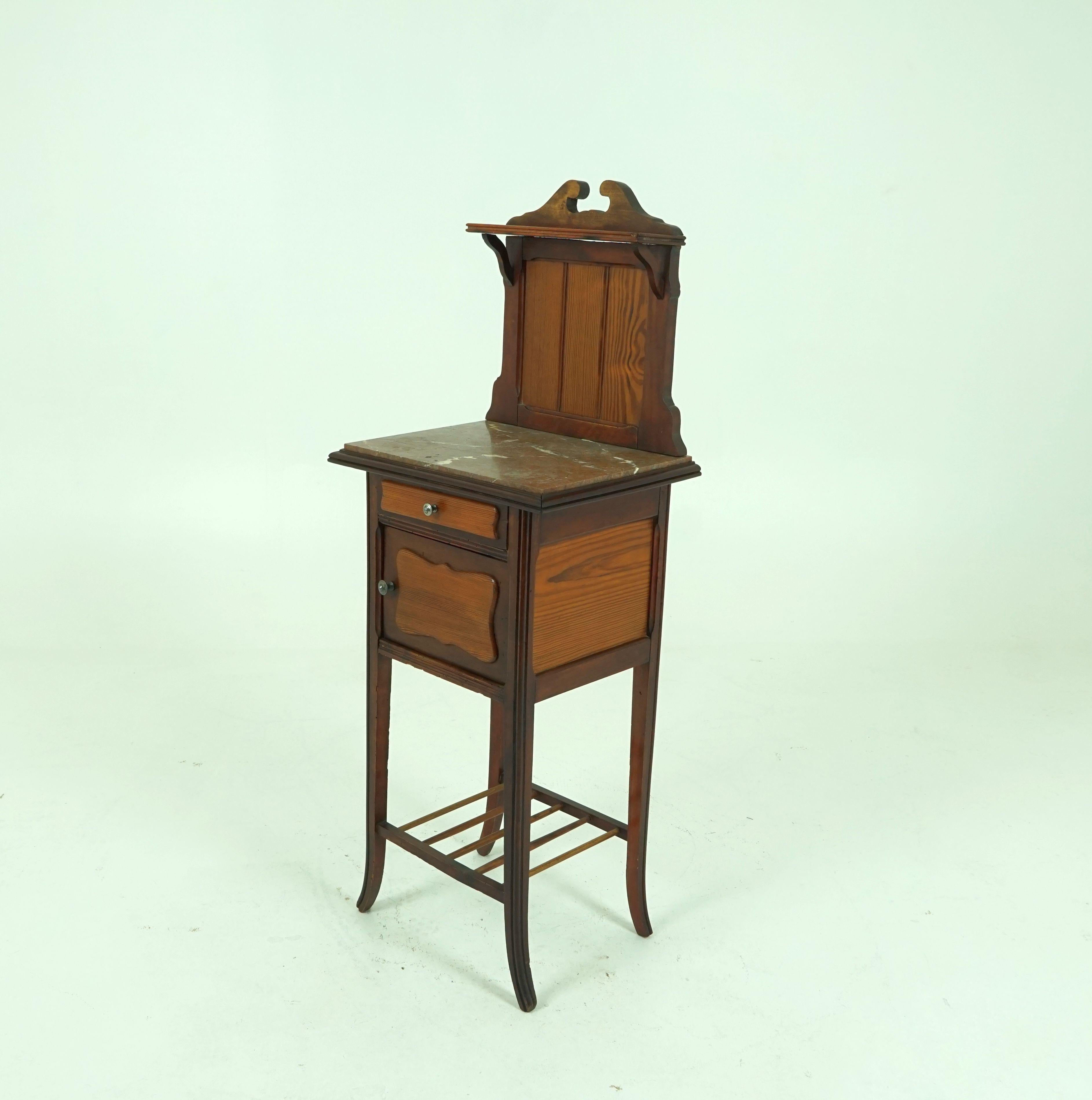 Scotland 1870
Solid walnut and Veneers
Inlaid lift top with storage space beneath
Brown leather insert at the top
Opens to reveal pigeon holes
Inkwell holders
Some scuff to the back of lid
Four dovetailed drawers with original knobs to the